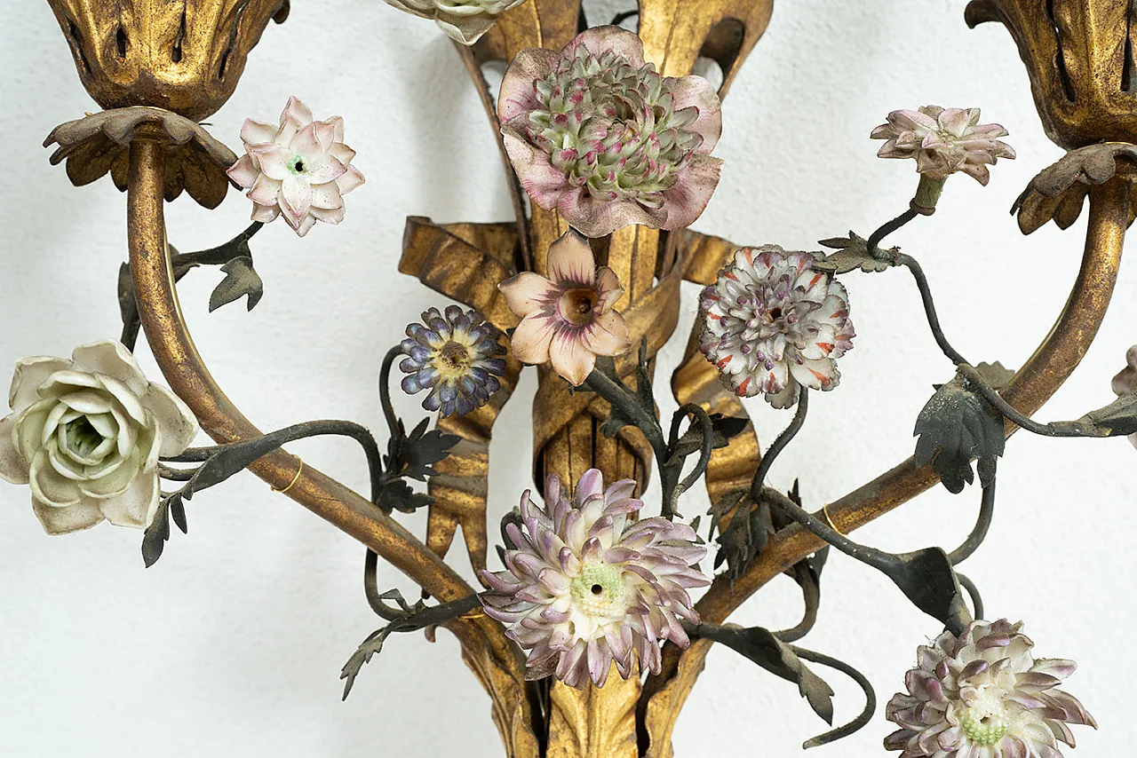 Coppia di applique Napoleone III in latta e porcellana policroma, '800 4