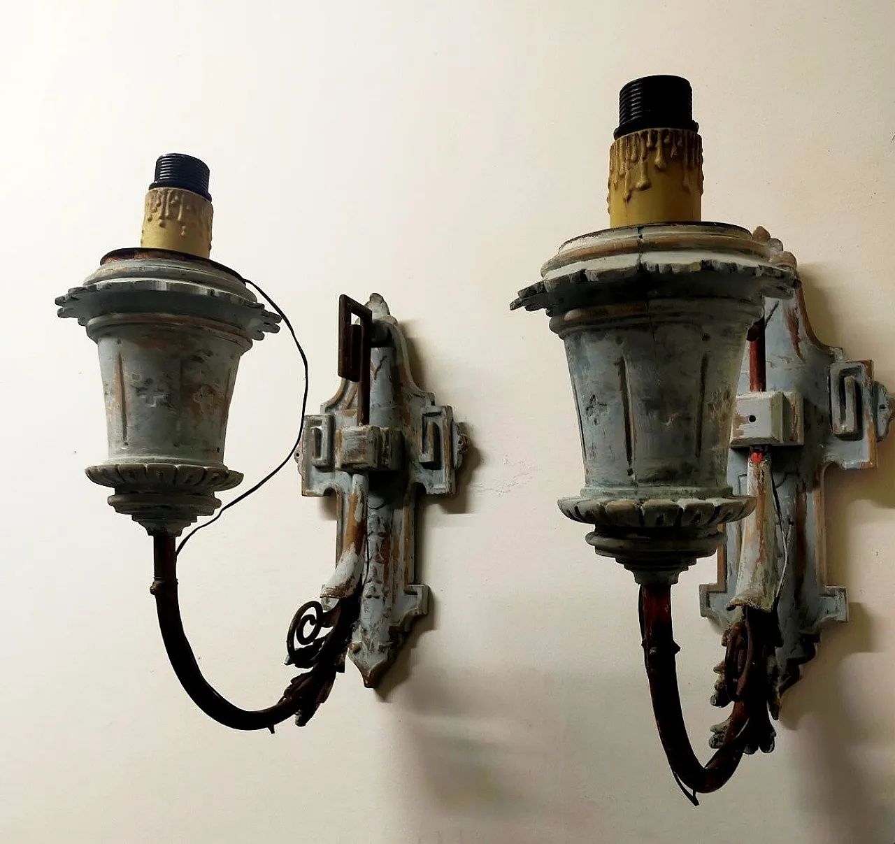 Coppia di applique in legno laccato, '800 2