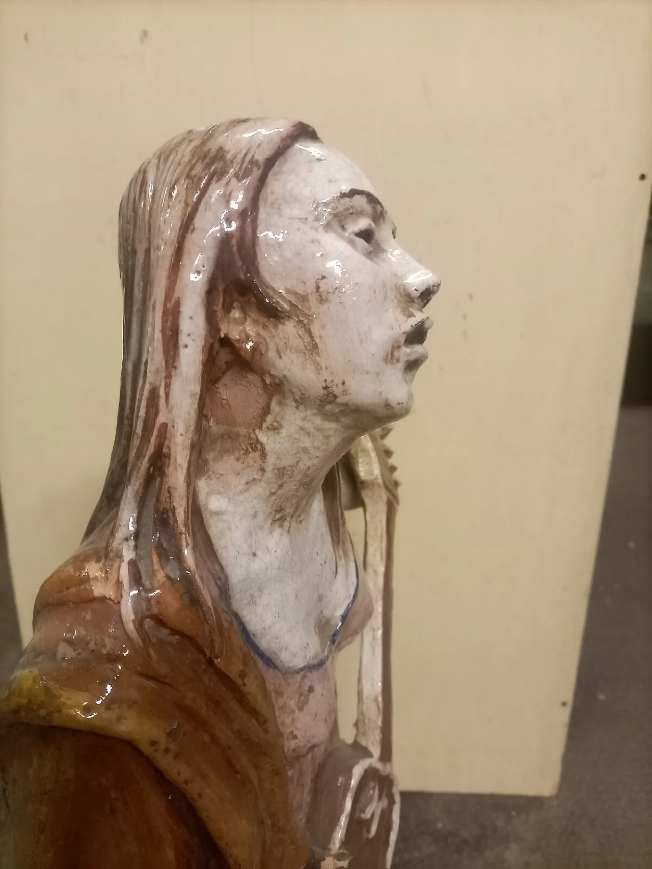 Scultura in terracotta smaltata attribuita a Roberto Pucci, '900 4