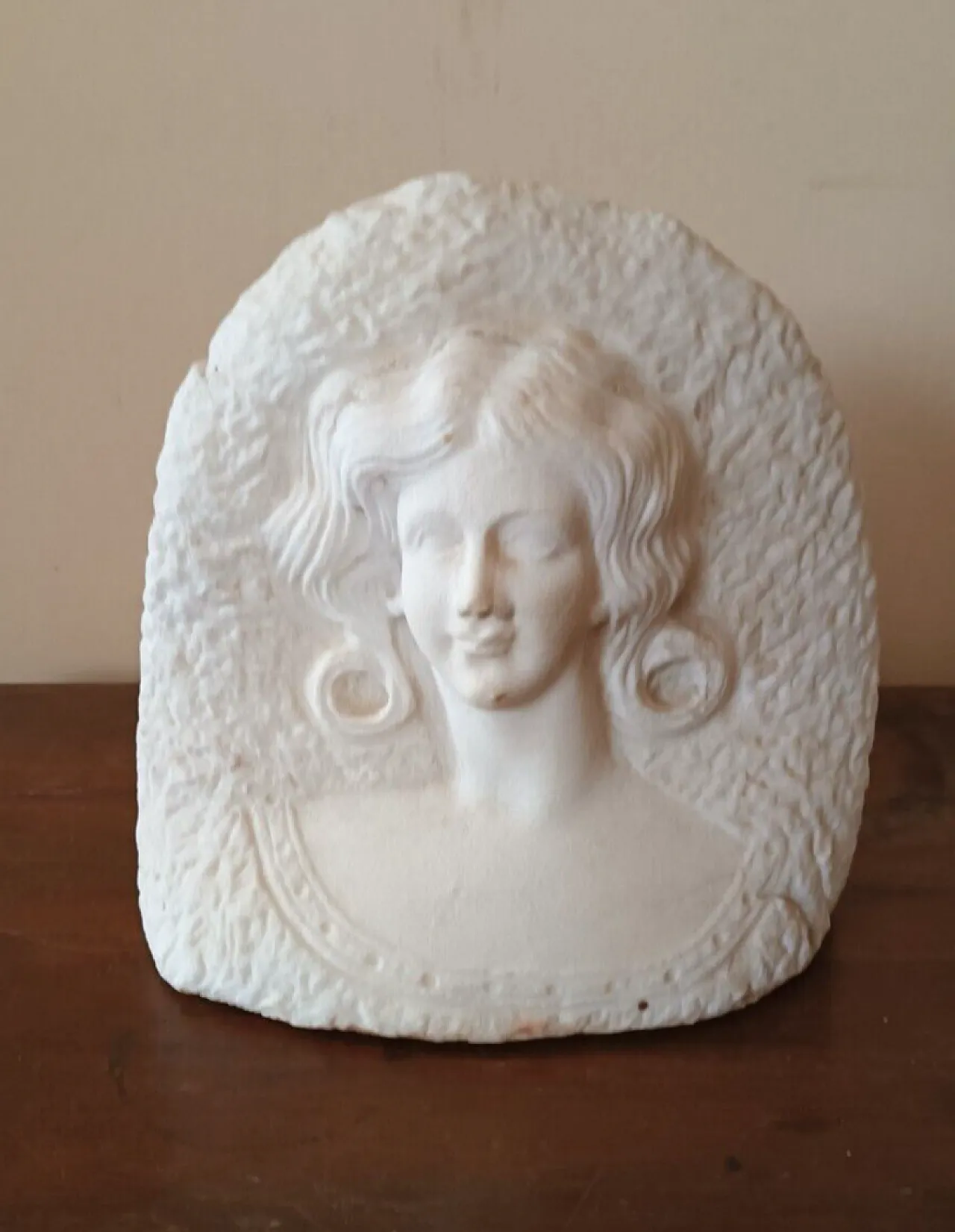 Busto femminile in marmo, primo '900 1