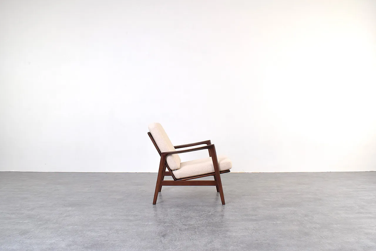 Pair of Mid-Century Stefan Lounge Chairs, 1960s 7