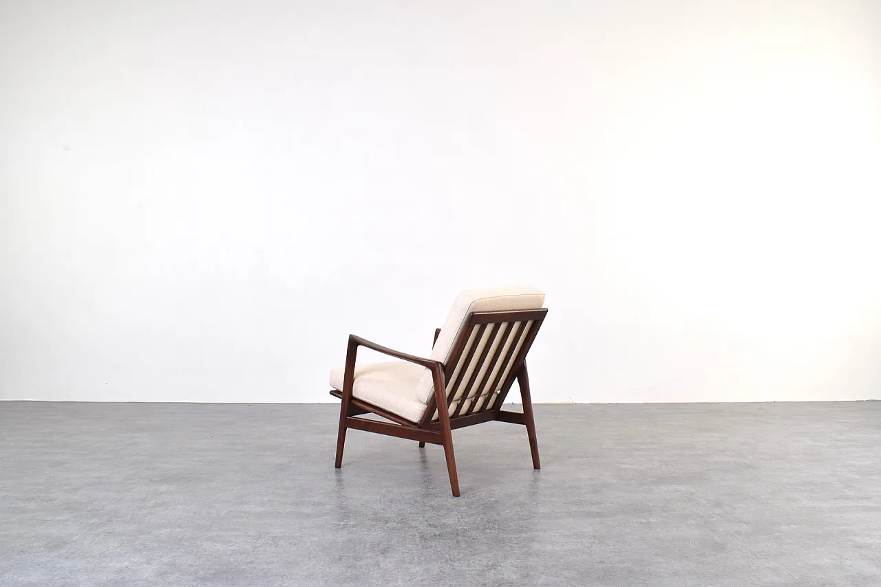 Pair of Mid-Century Stefan Lounge Chairs, 1960s 10