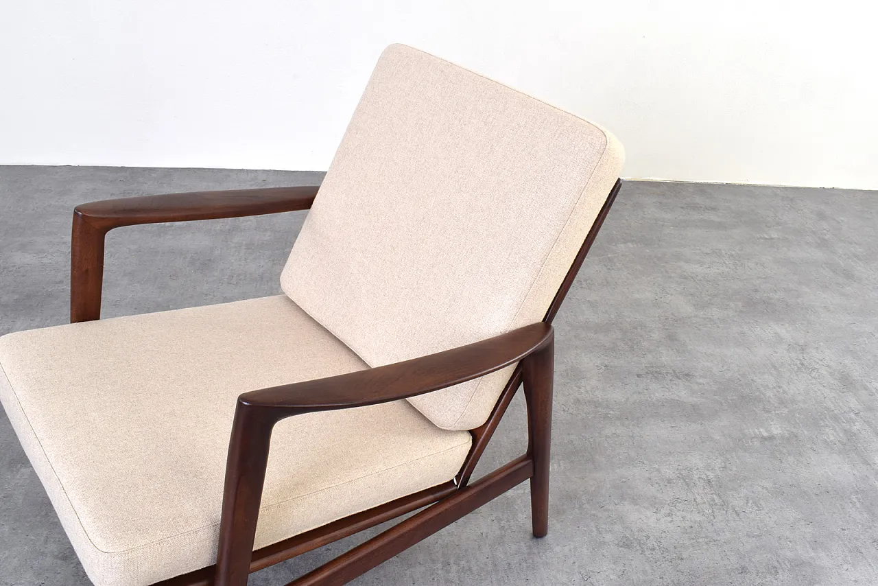 Pair of Mid-Century Stefan Lounge Chairs, 1960s 13