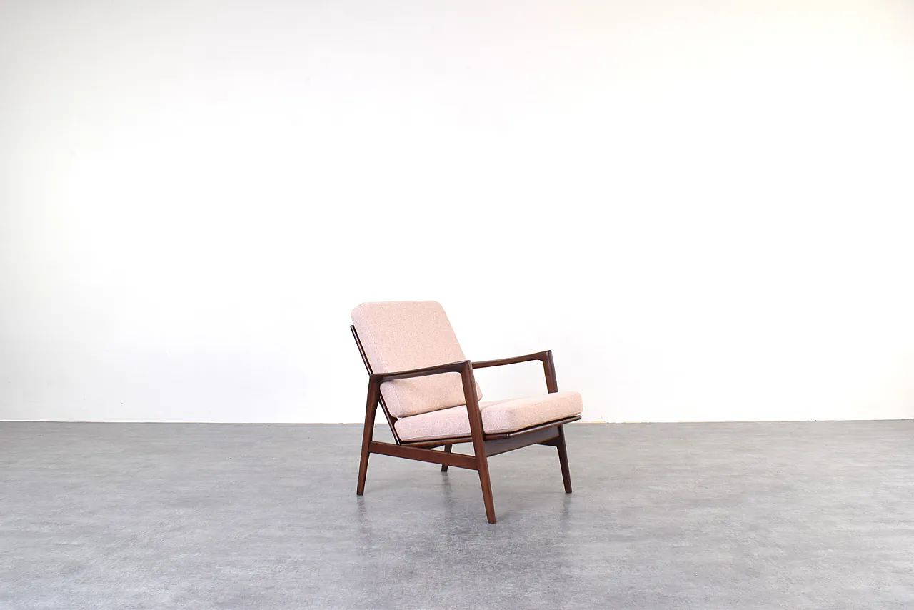 Pair of  Mid-Century Stefan Lounge Chairs, 1960s, 70s 5