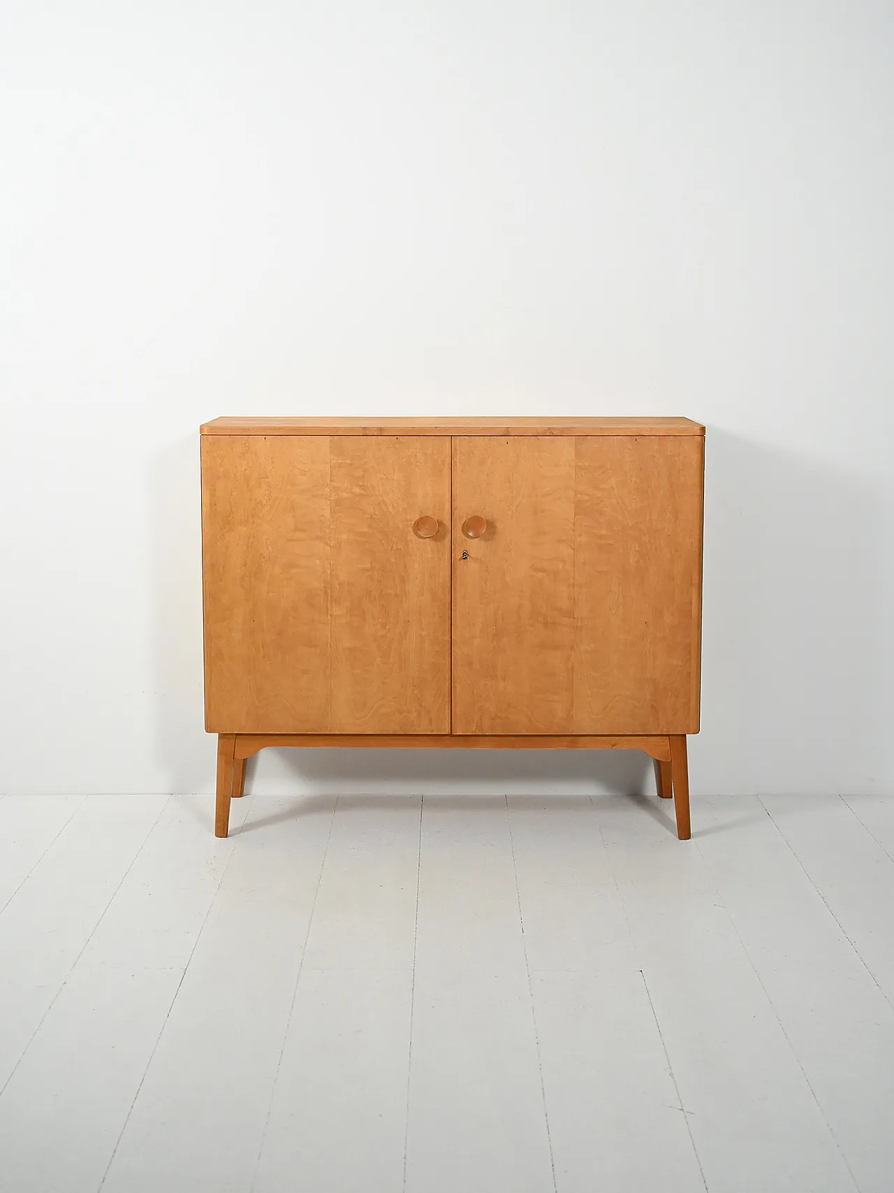 Highboard in betulla “Swedish Grace”, anni ’40 2