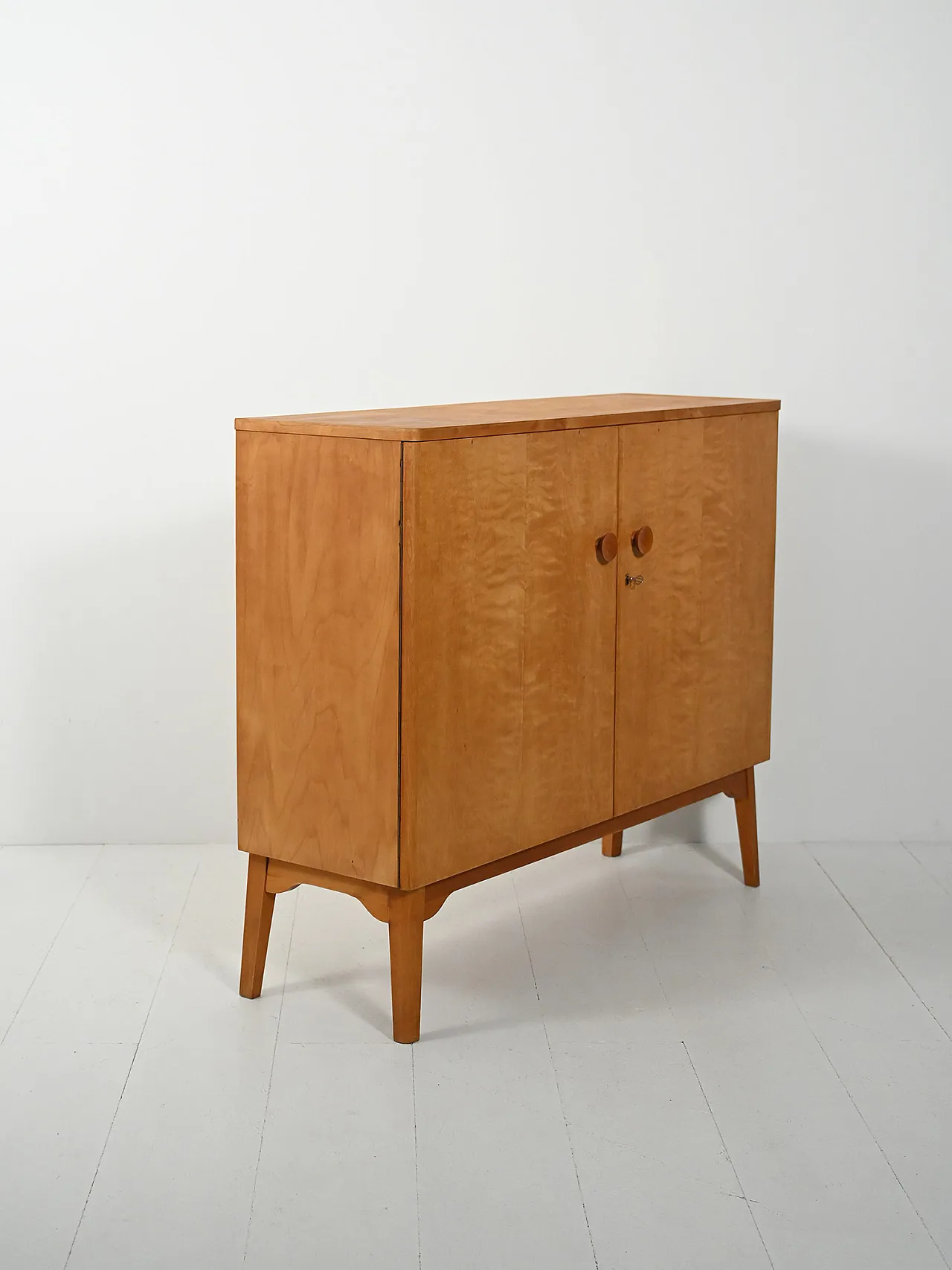 Highboard in betulla “Swedish Grace”, anni ’40 4