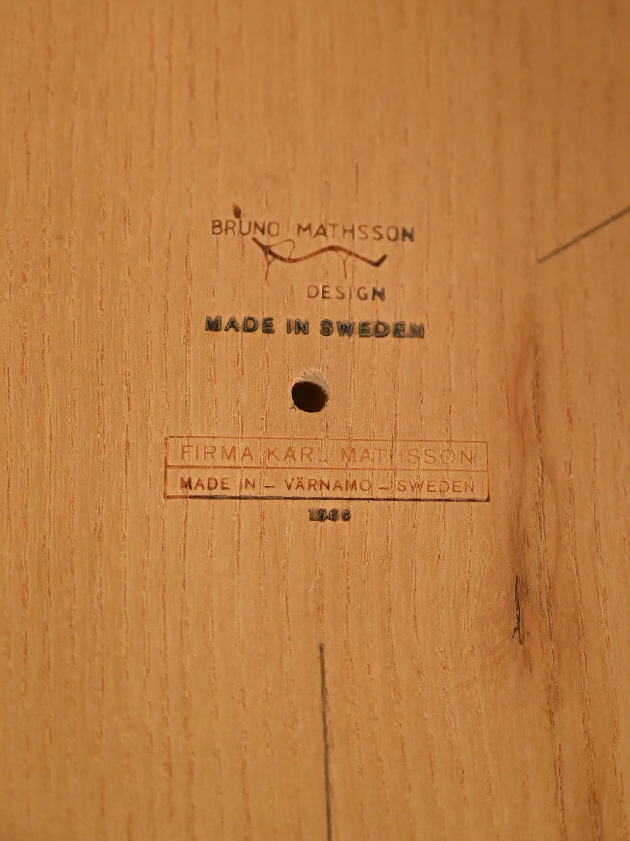 "Annika" coffee table by Bruno Mathsson 7