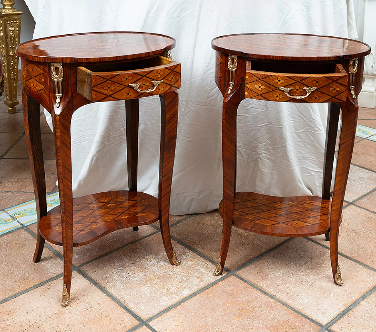 Pair of antique bedside tables in precious exotic woods, 19th century 2