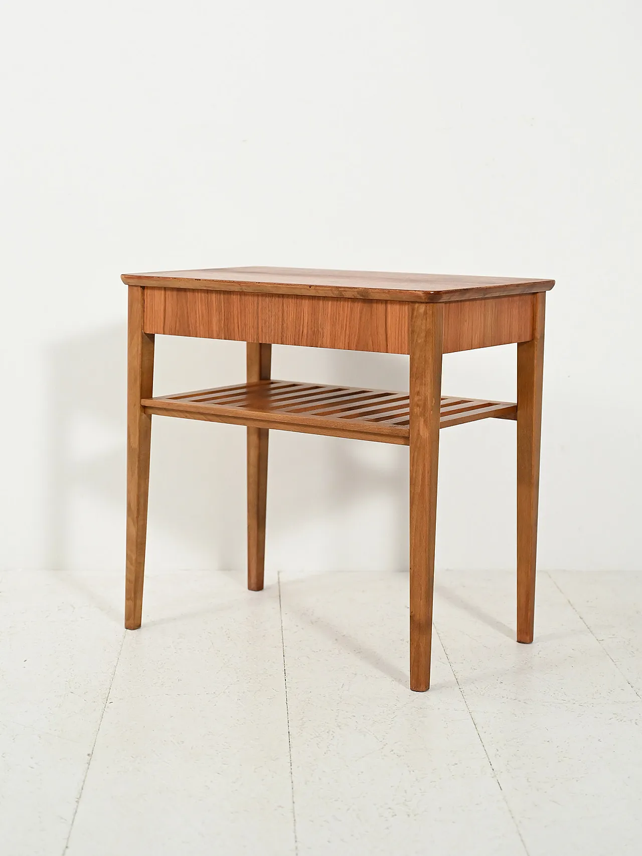 Scandinavian bedside table with slatted magazine rack 4