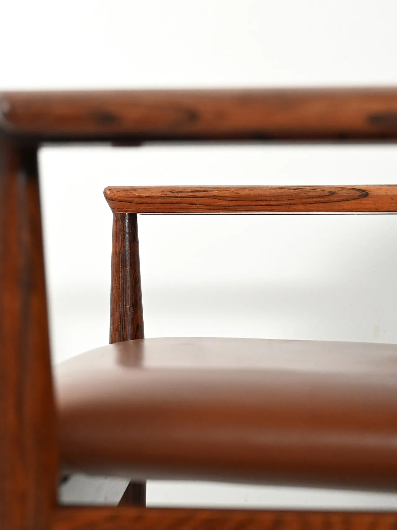 Coppia di poltrone Diplomat di Finn Juhl, anni '70 6