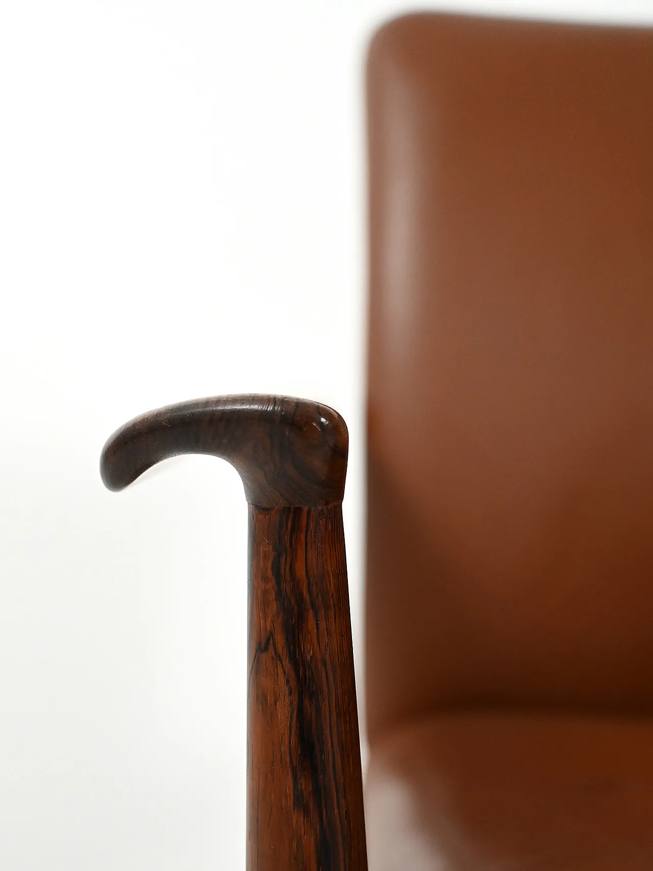 Coppia di poltrone Diplomat di Finn Juhl, anni '70 8