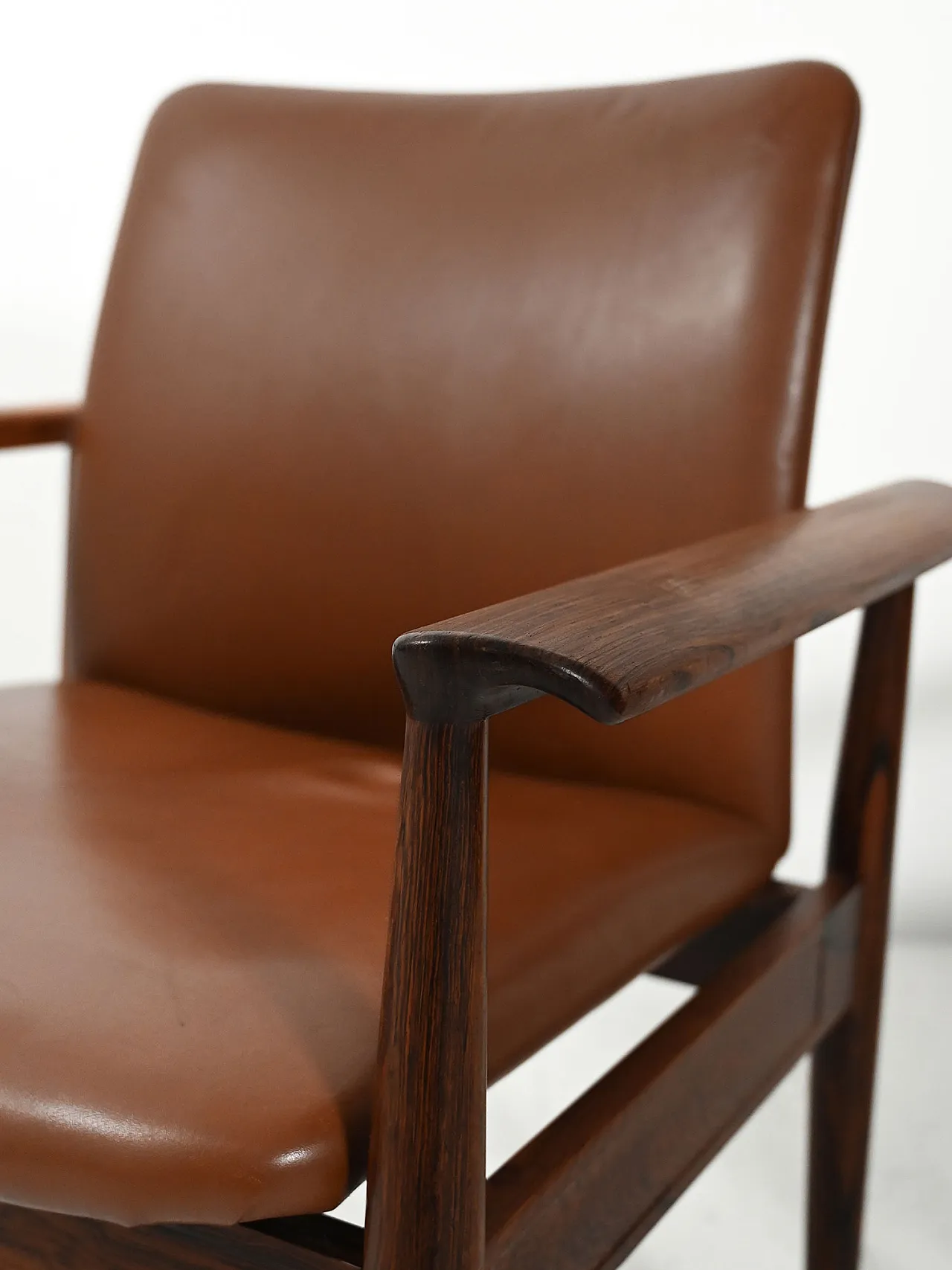 Coppia di poltrone Diplomat di Finn Juhl, anni '70 12