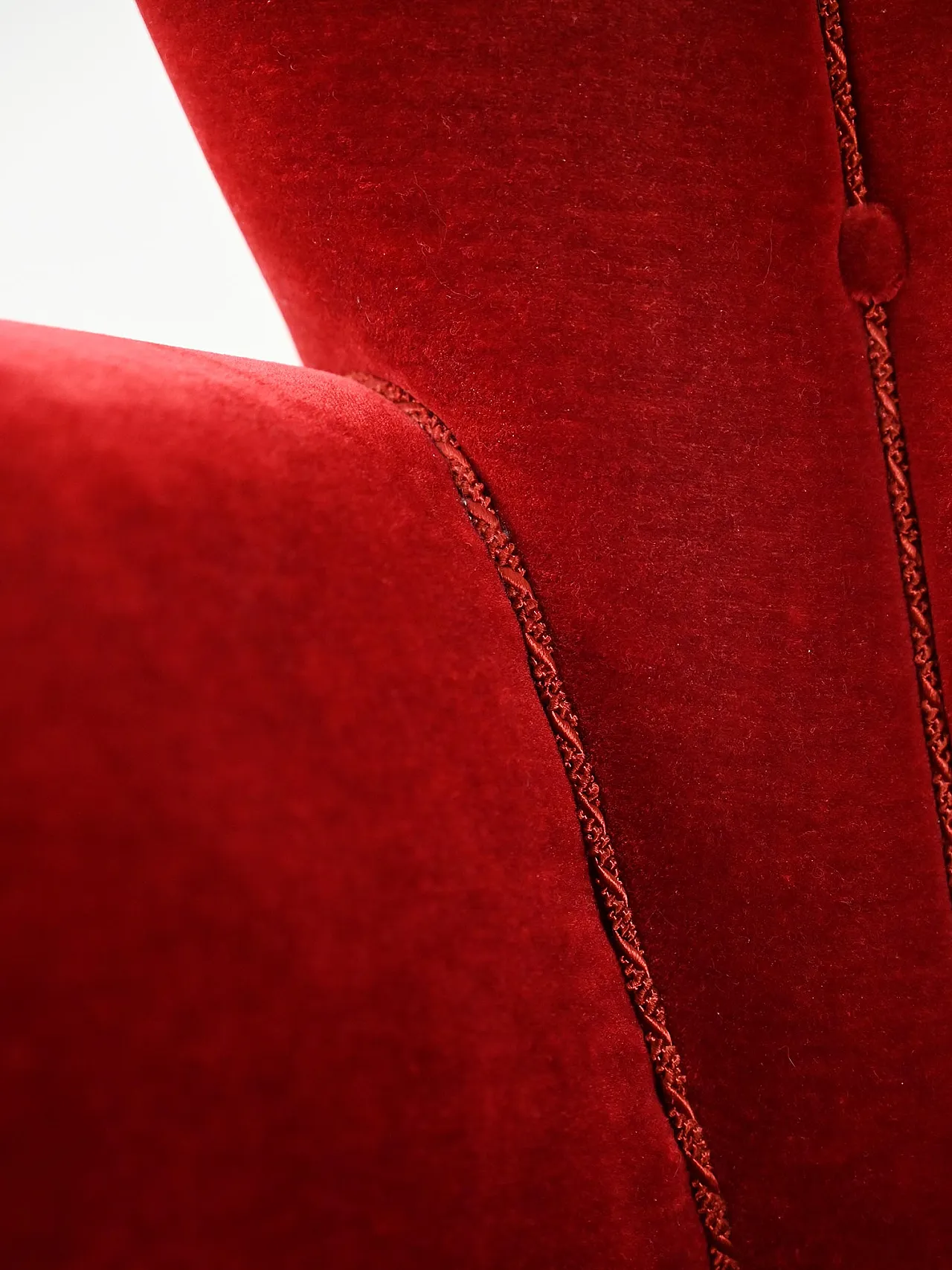 Coppia di poltrone svedesi a conchiglia, anni '40 10