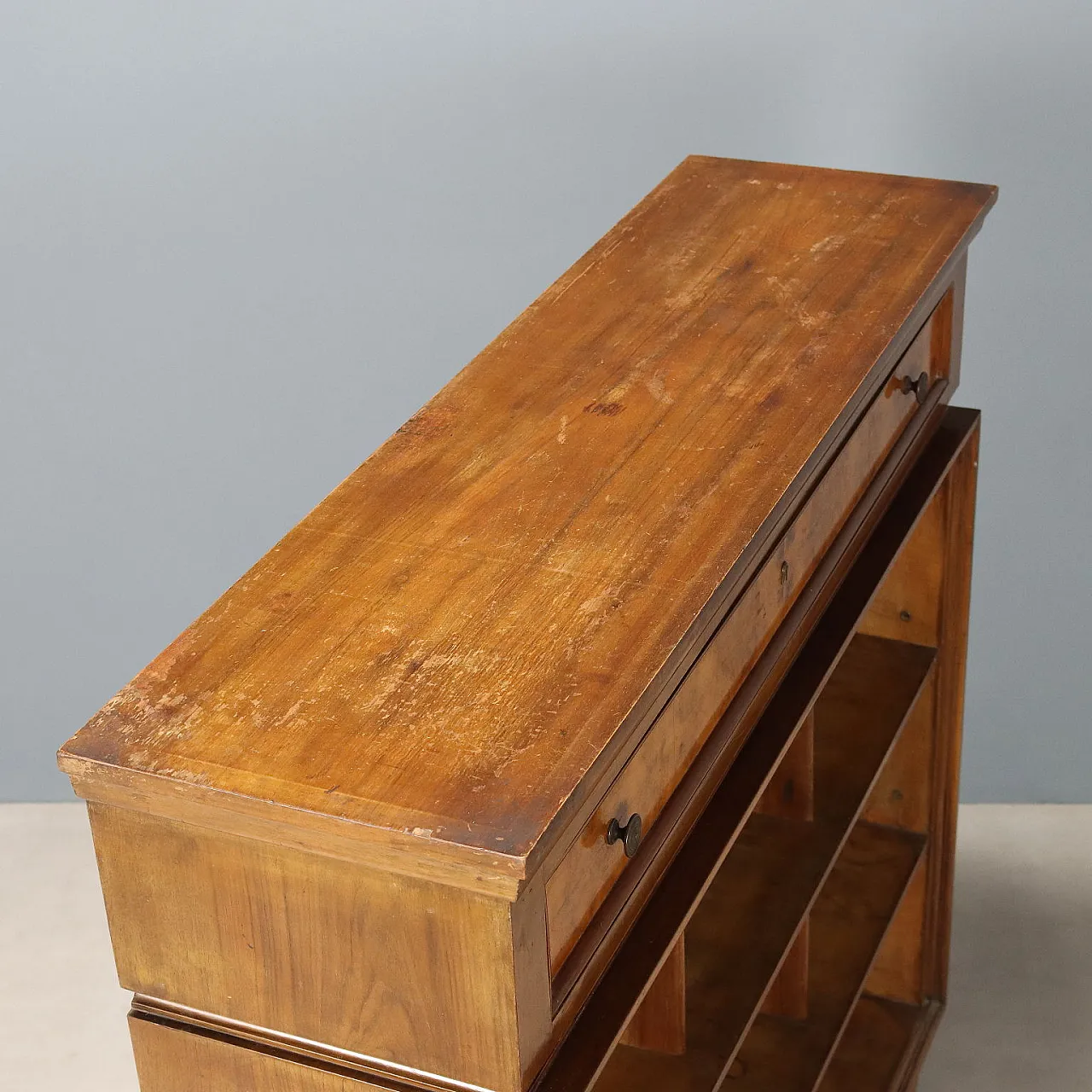 Art Deco walnut and bronze bookcase, 20th century 8