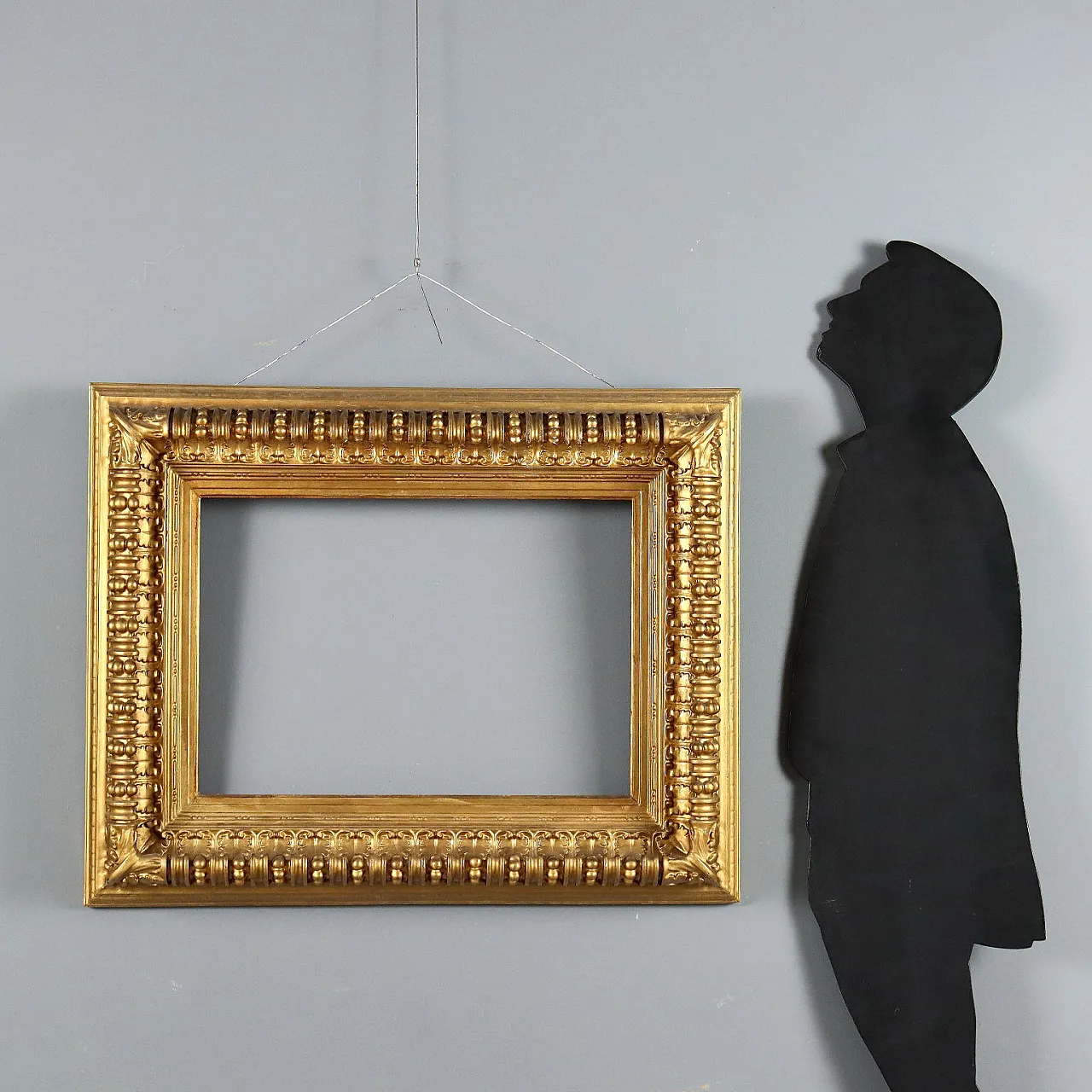 Carved and gilded wooden frame, late 19th century 2