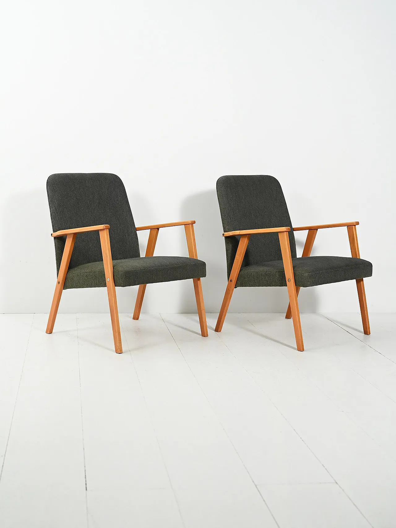 Coppia di Poltrone scandinave in faggio grigia, anni '50 3