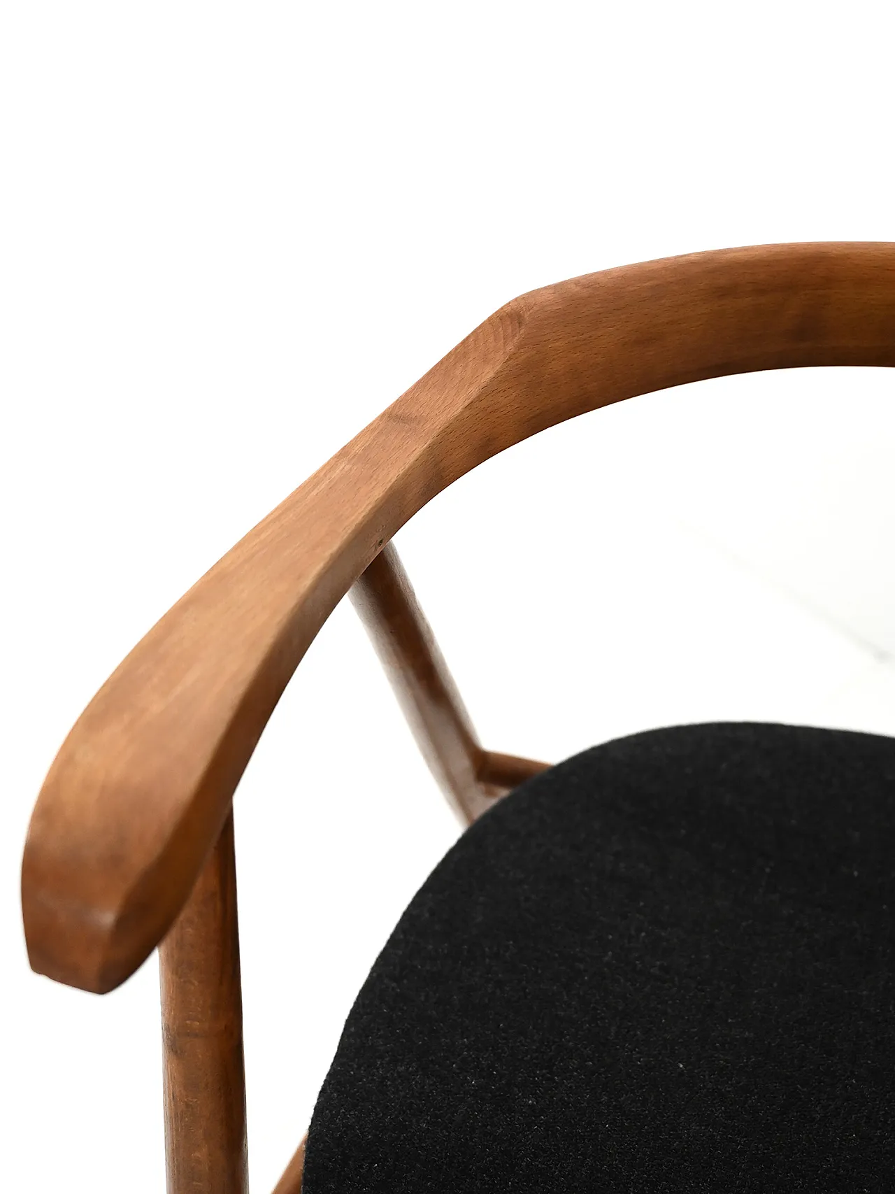 Coppia di sedie da pranzo in noce, anni '50 8