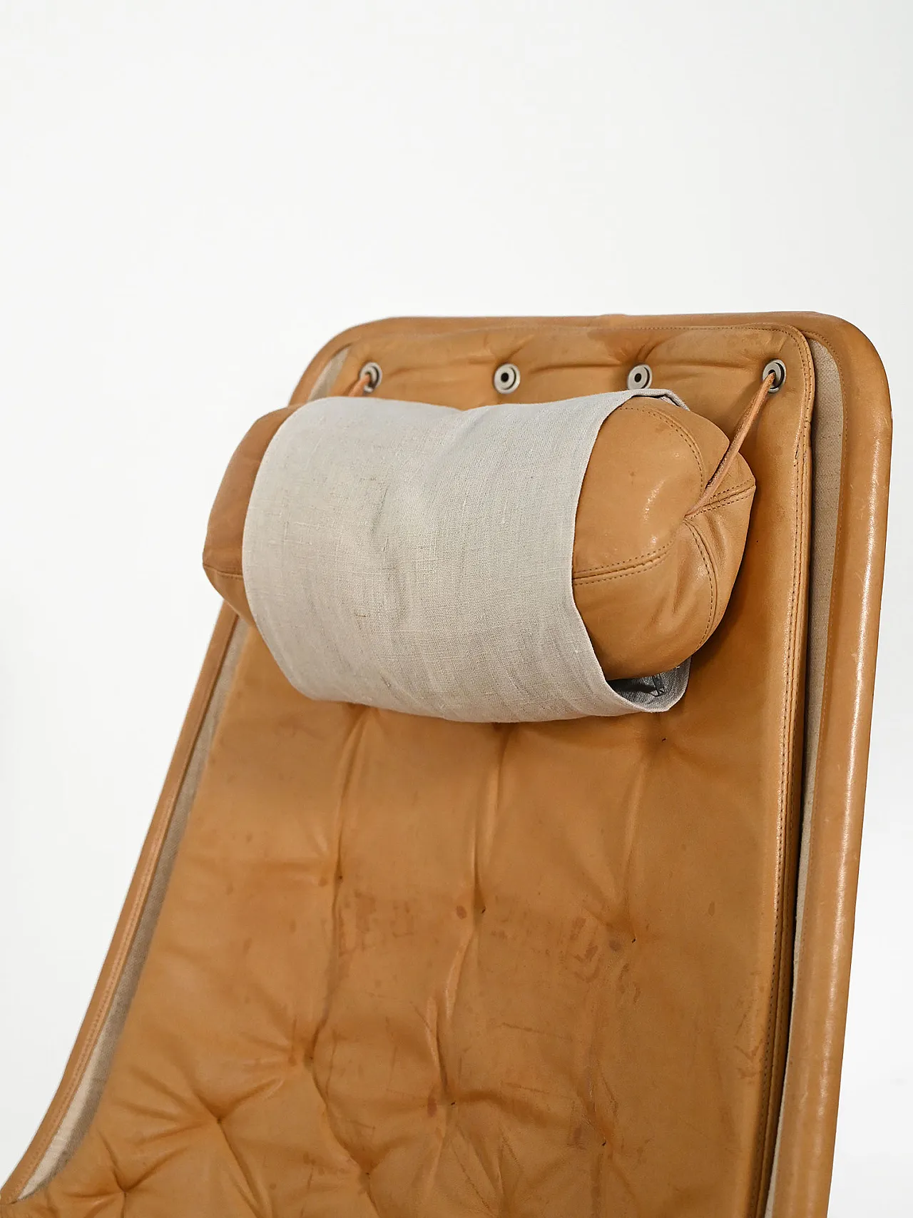 Poltrona girevole “Jetson” di Bruno Mathsson 4