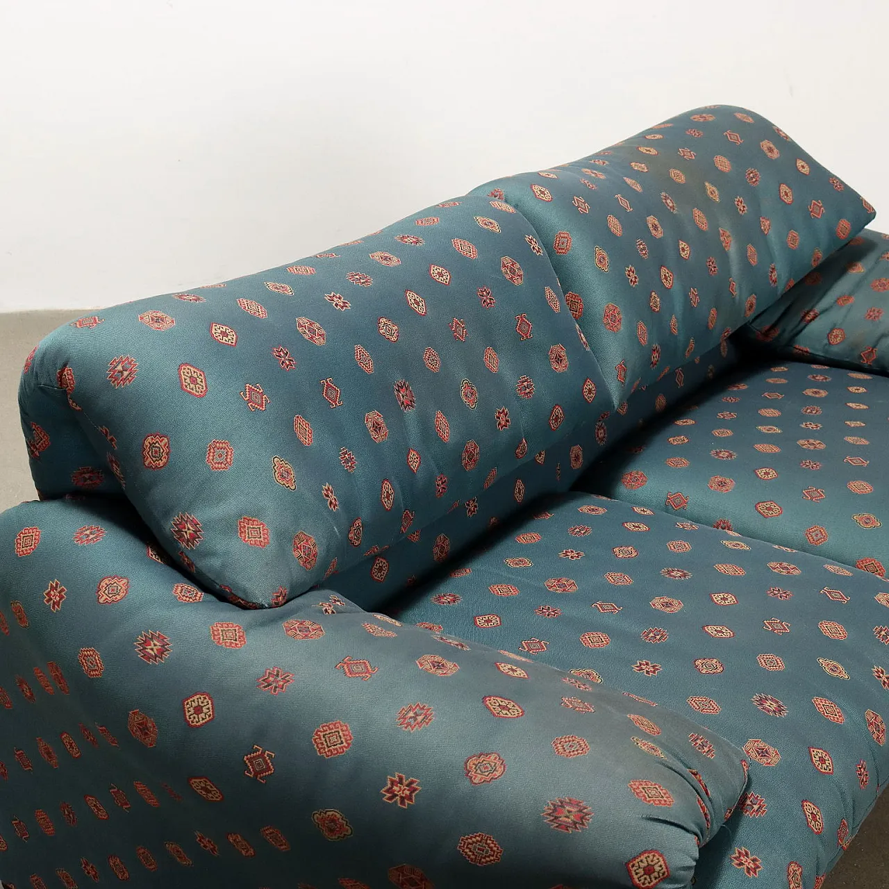 Cassina Maralunga sofa by Vico Magistretti, 1980s 4