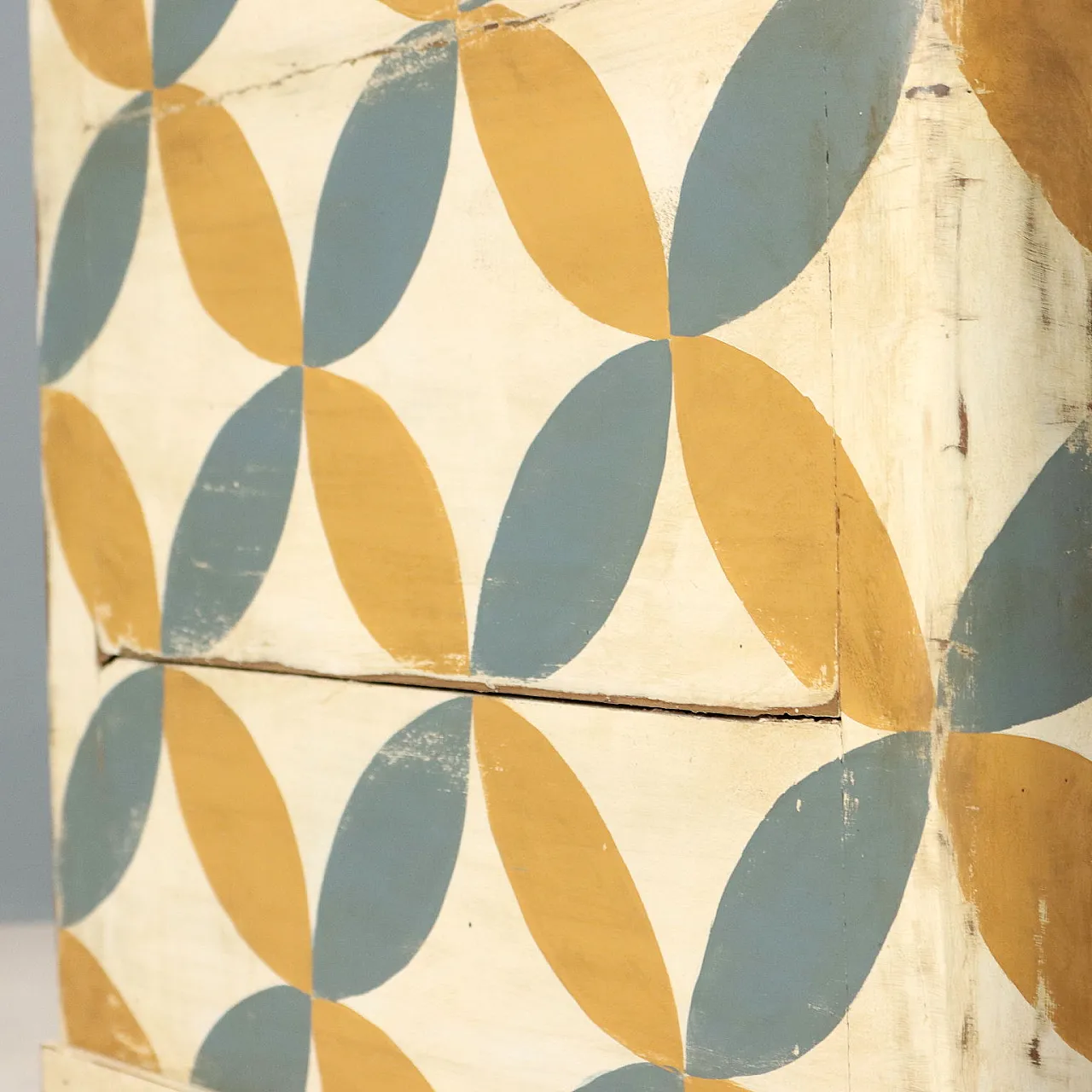 Chest of drawers Umbertino in walnut and fir, 19th century 7