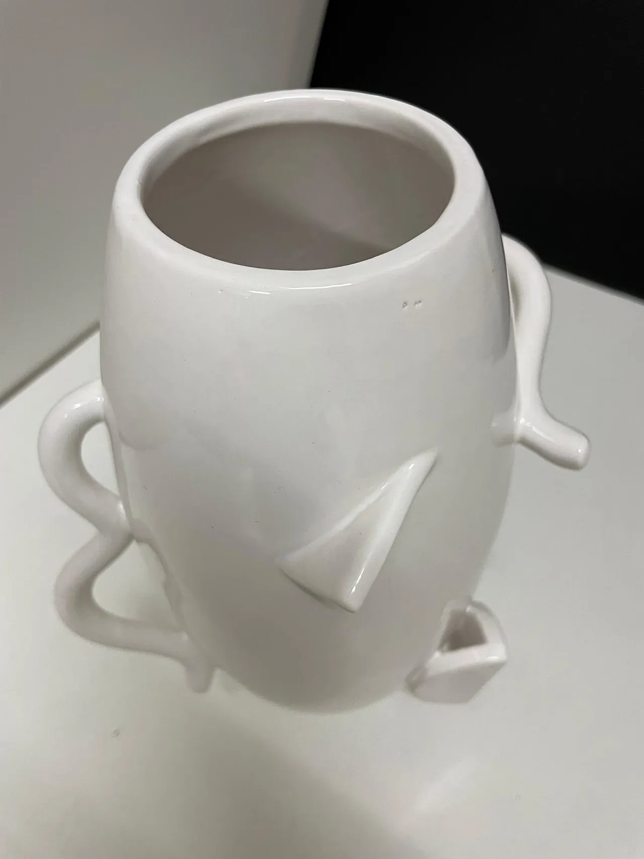 Vaso Deabaltea in argilla smaltata di Alessandro Mendini per Zanotta 5