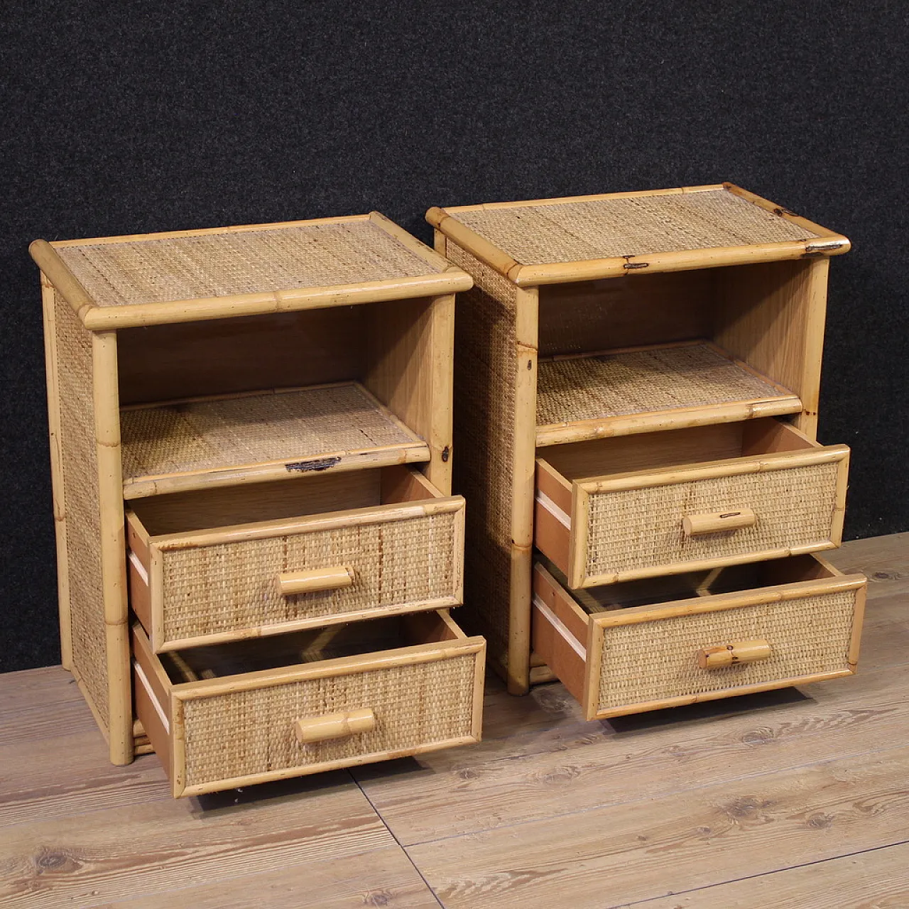 Coppia di comodini in bambù, anni '80 7