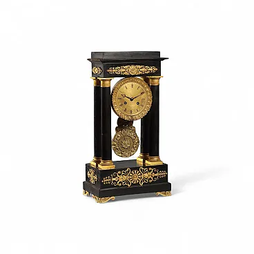 Orologio da tempio in legno e bronzo dorato, '800