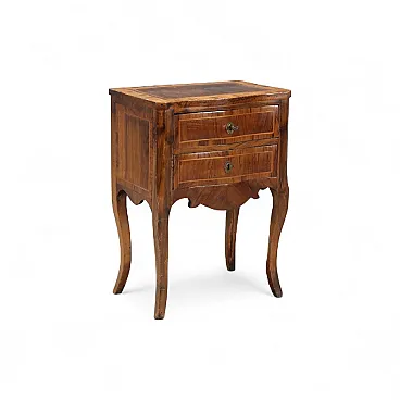 Comodino tardo barocco in noce con finiture in acero e ulivo, '700