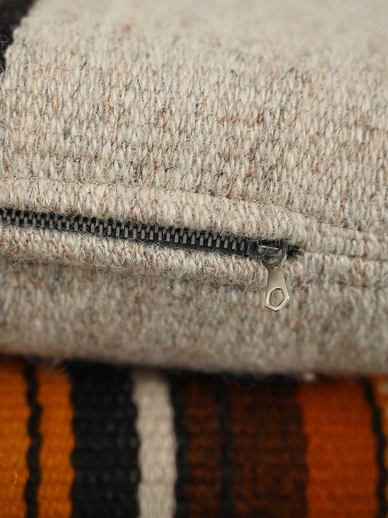 Divanetto in pino di Harry Moen per “Briksbo” 11