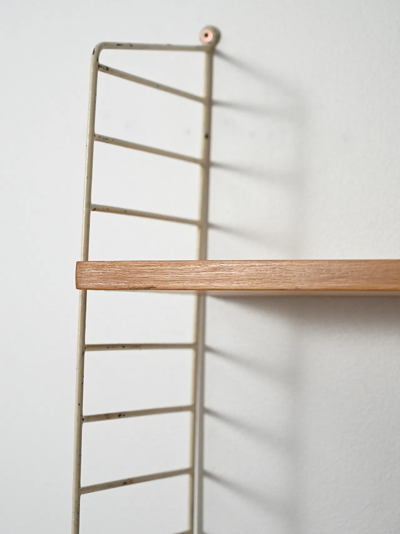 Sistema di mensole a muro scandinavo “Hylla” anni Sessanta 6