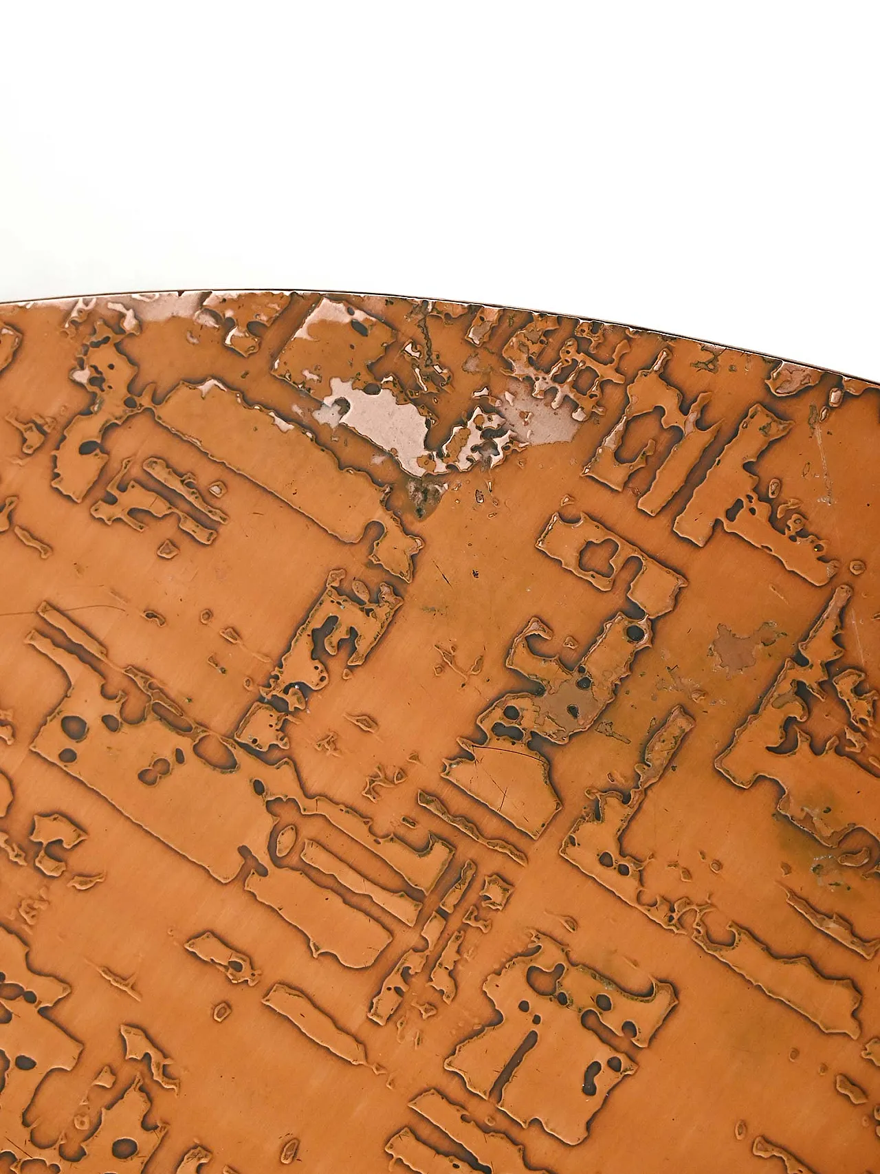 Coffee table rotondo in bambù e rame 6