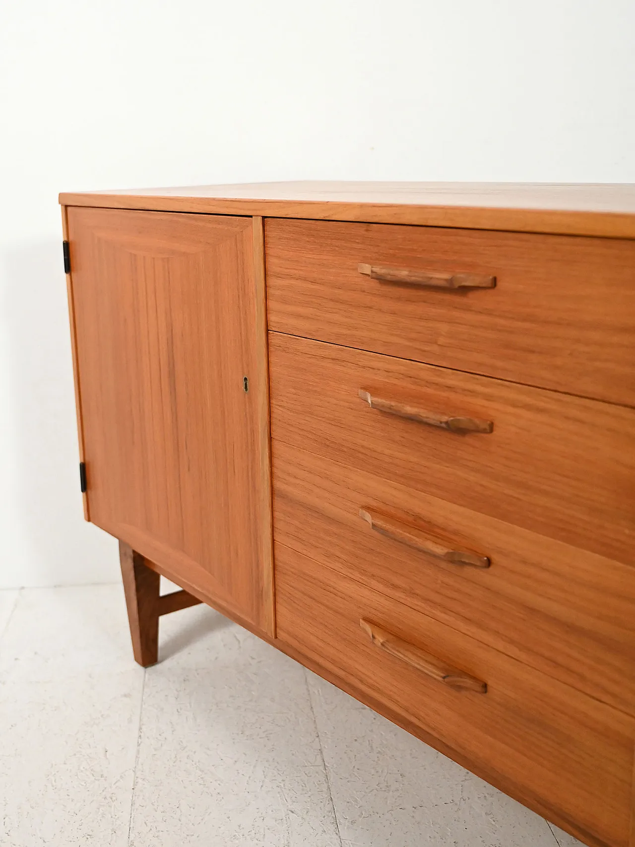 Sideboard scandinavo in teak prodotto da Ajfa Möbelfabrik 8