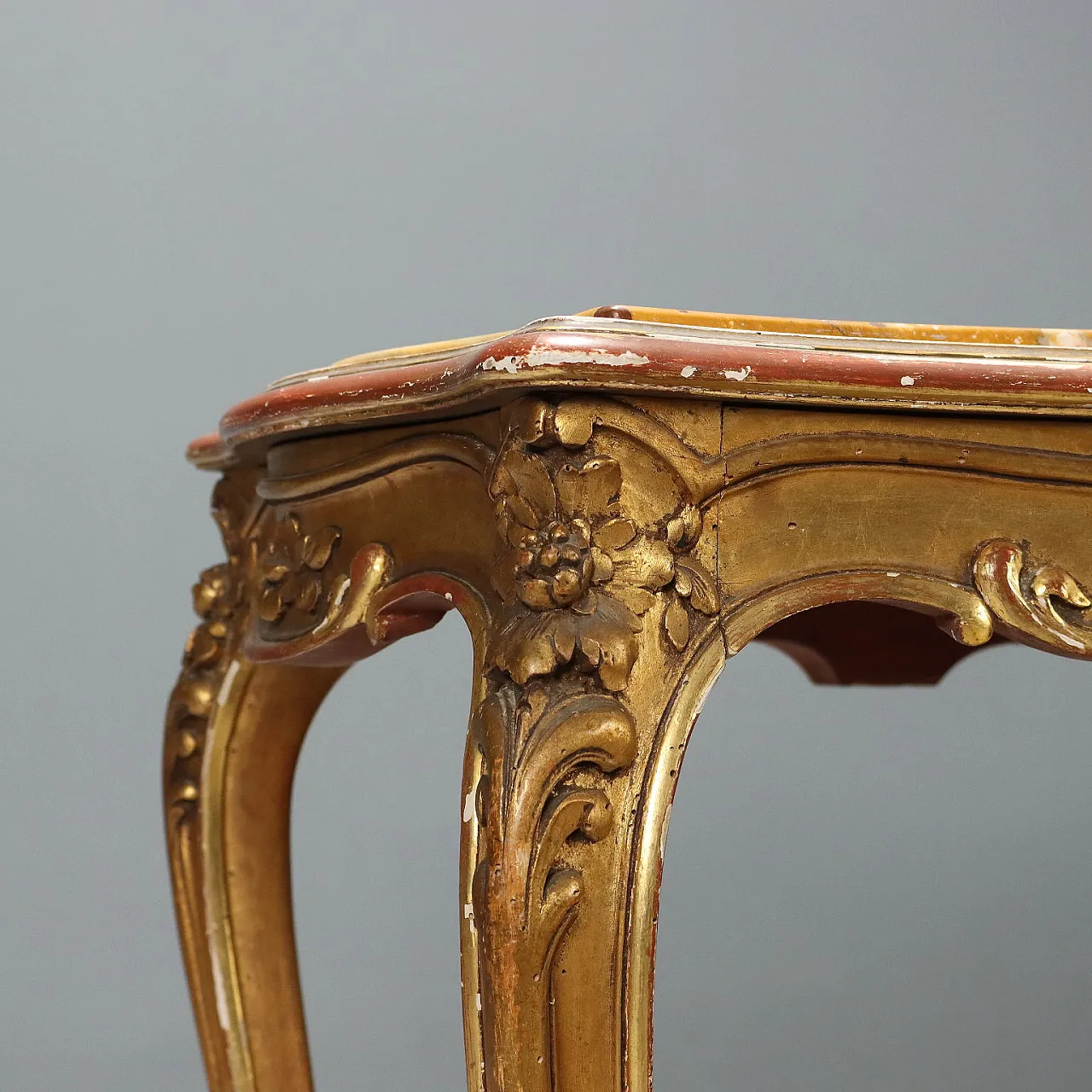 Late Baroque style table in carved and gilded wood, 19th century 3