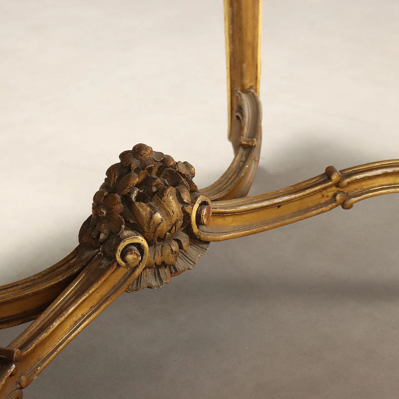 Late Baroque style table in carved and gilded wood, 19th century 6