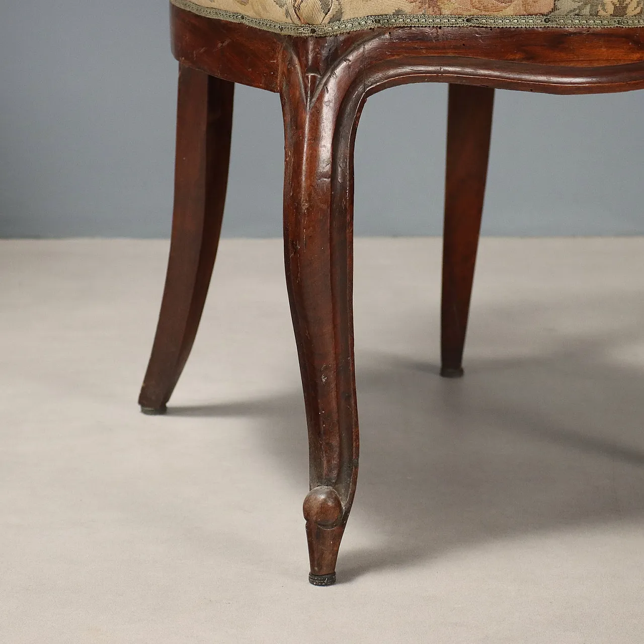 4 Sedie Luigi Filippo in noce, fine '800 5