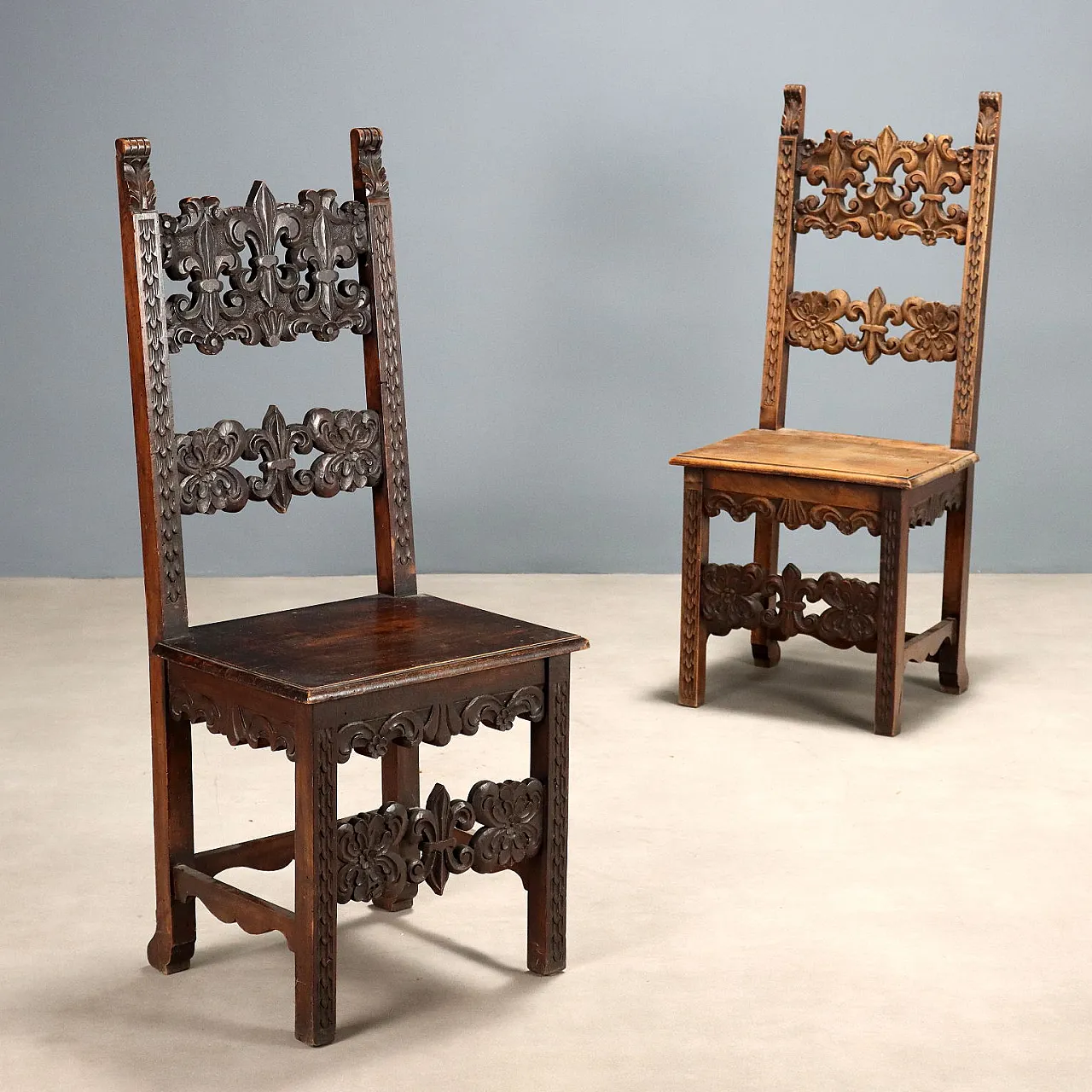 Coppia di sedie in noce in stile barocco, fine '800 1