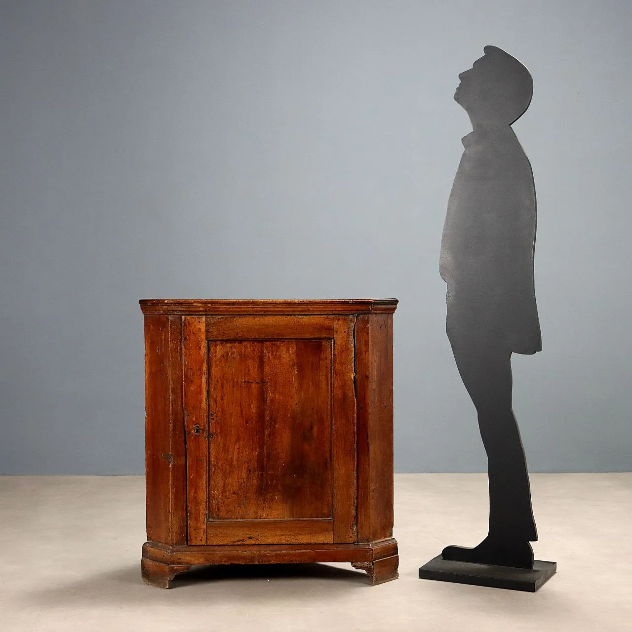 Mobile ad angolo in noce, primo '800 2