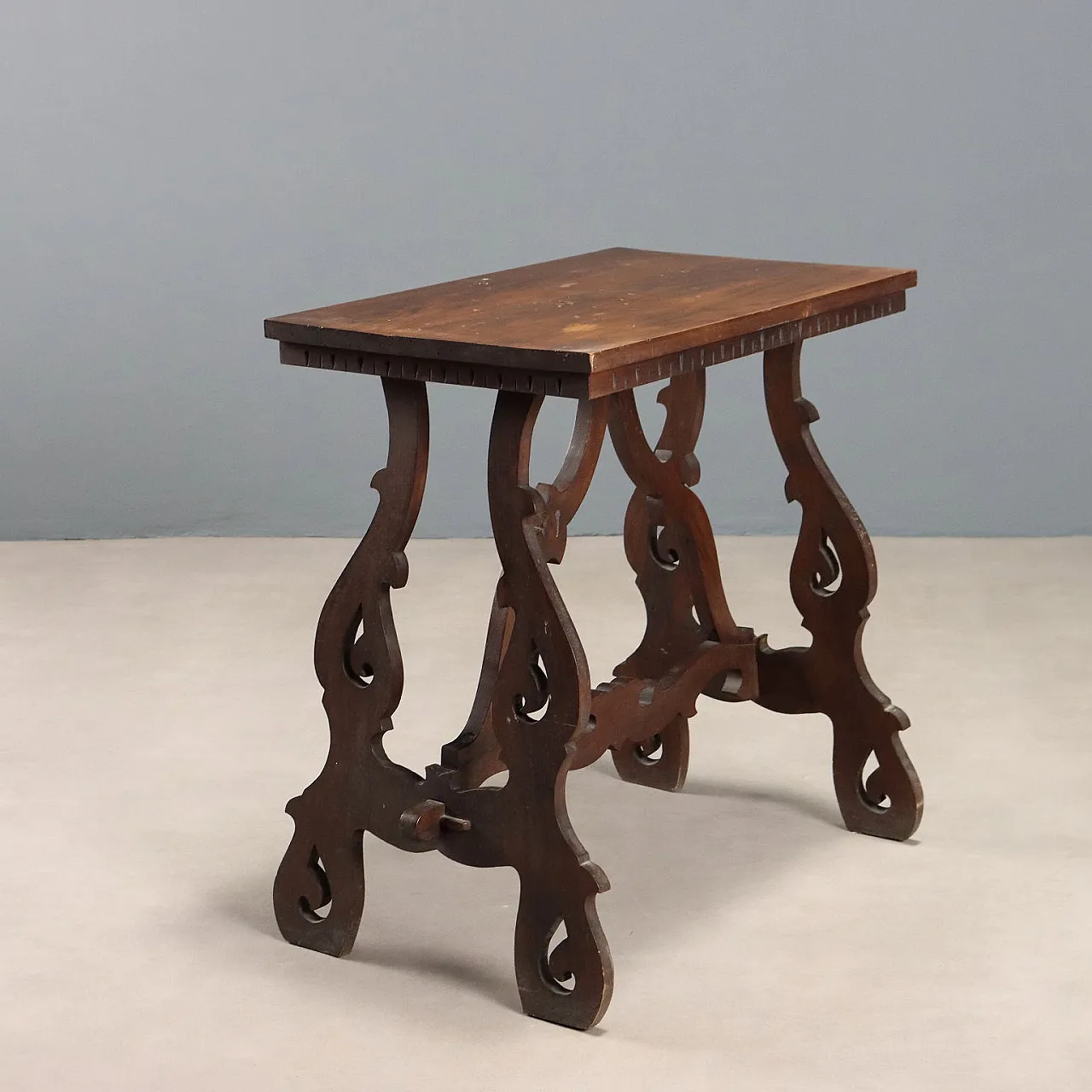 Tavolino in noce, stile refettorio, primo '900 9