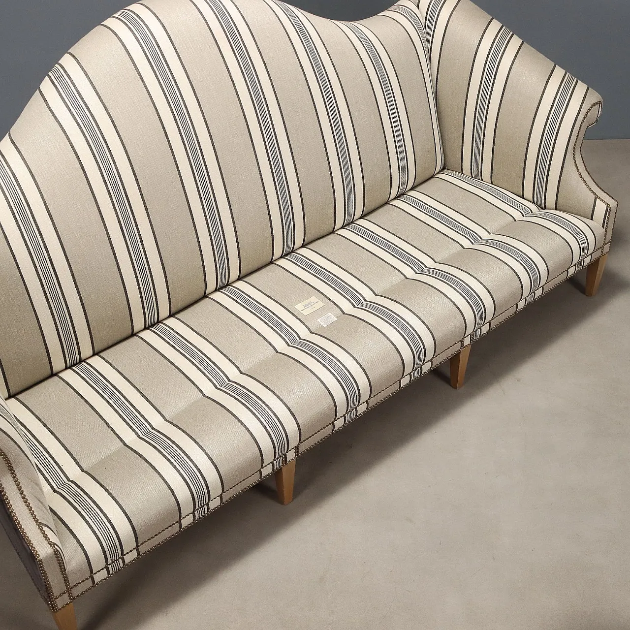 Divano in faggio tronco-piramidale, '900 8