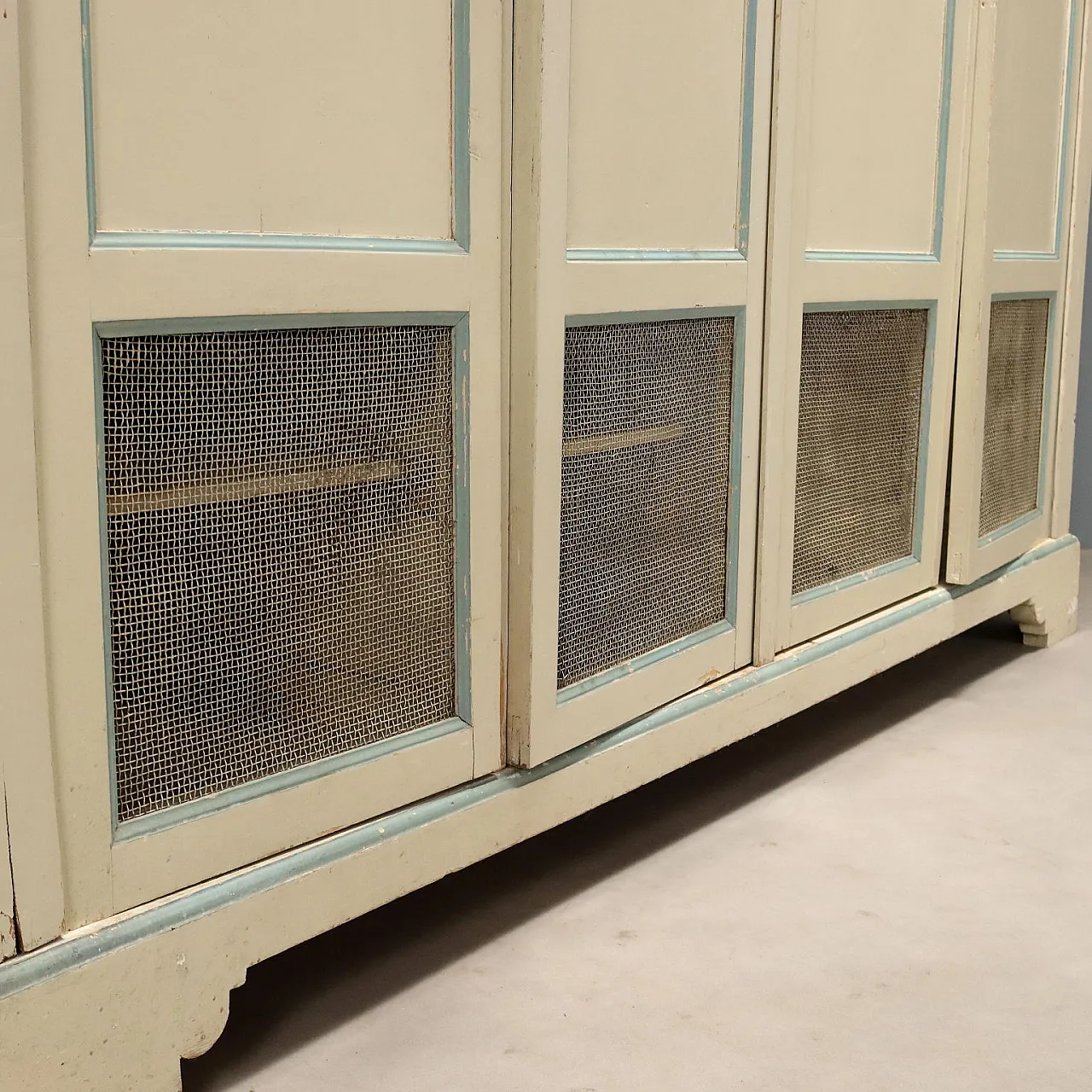 Mobile dispensa in abete laccato, primo '900 7