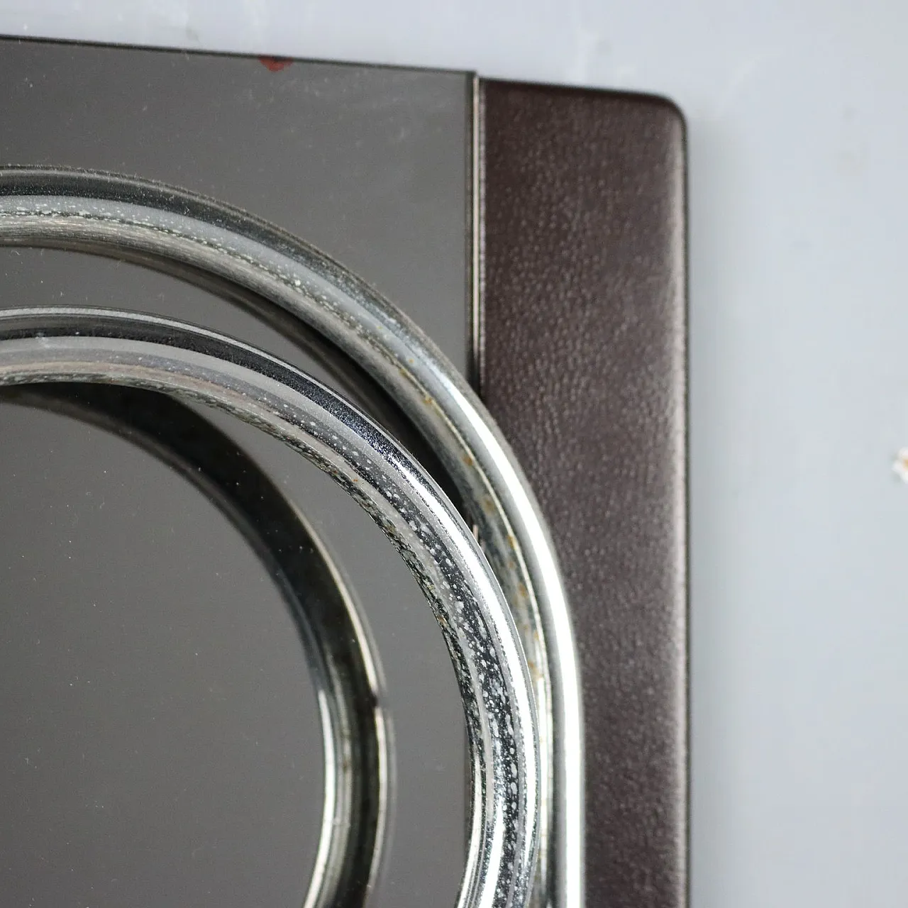 4 Appendiabiti in plastica e metallo cromato, '900 6