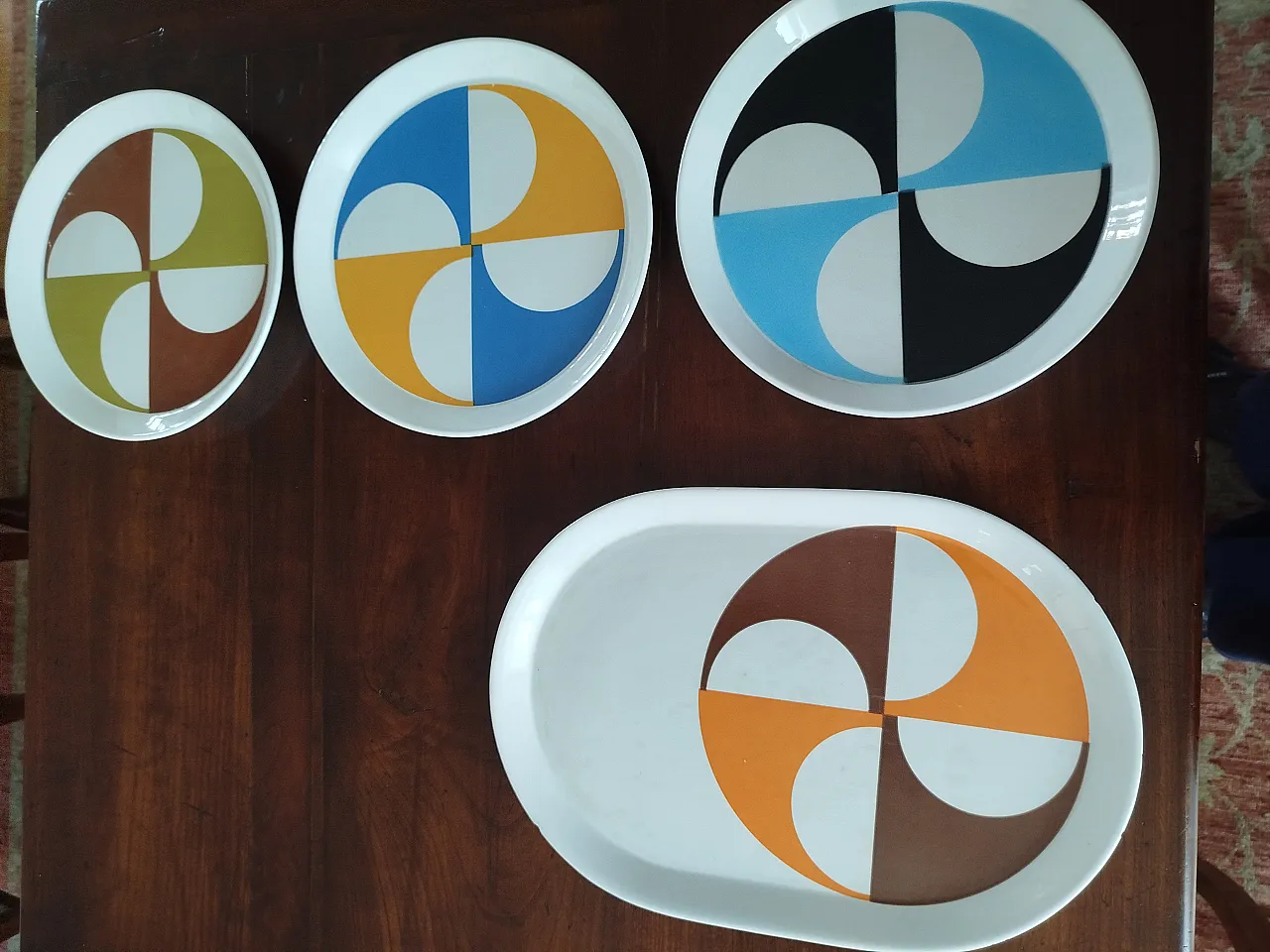 Set piatti e vassoio Gio Ponti per Franco Pozzi, anni '70 1