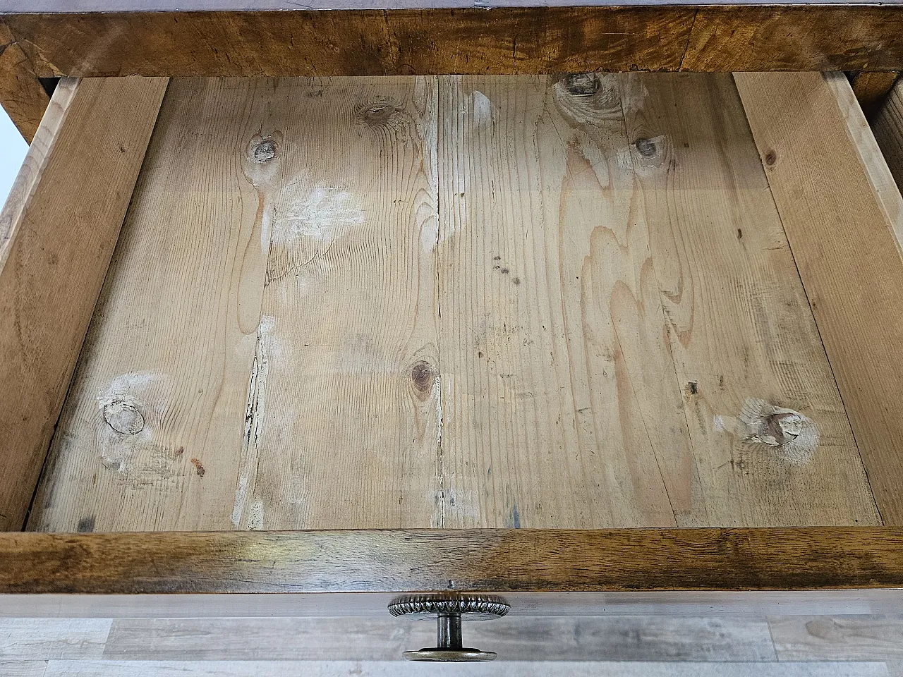 Art Deco sideboard in walnut, 1940s 10