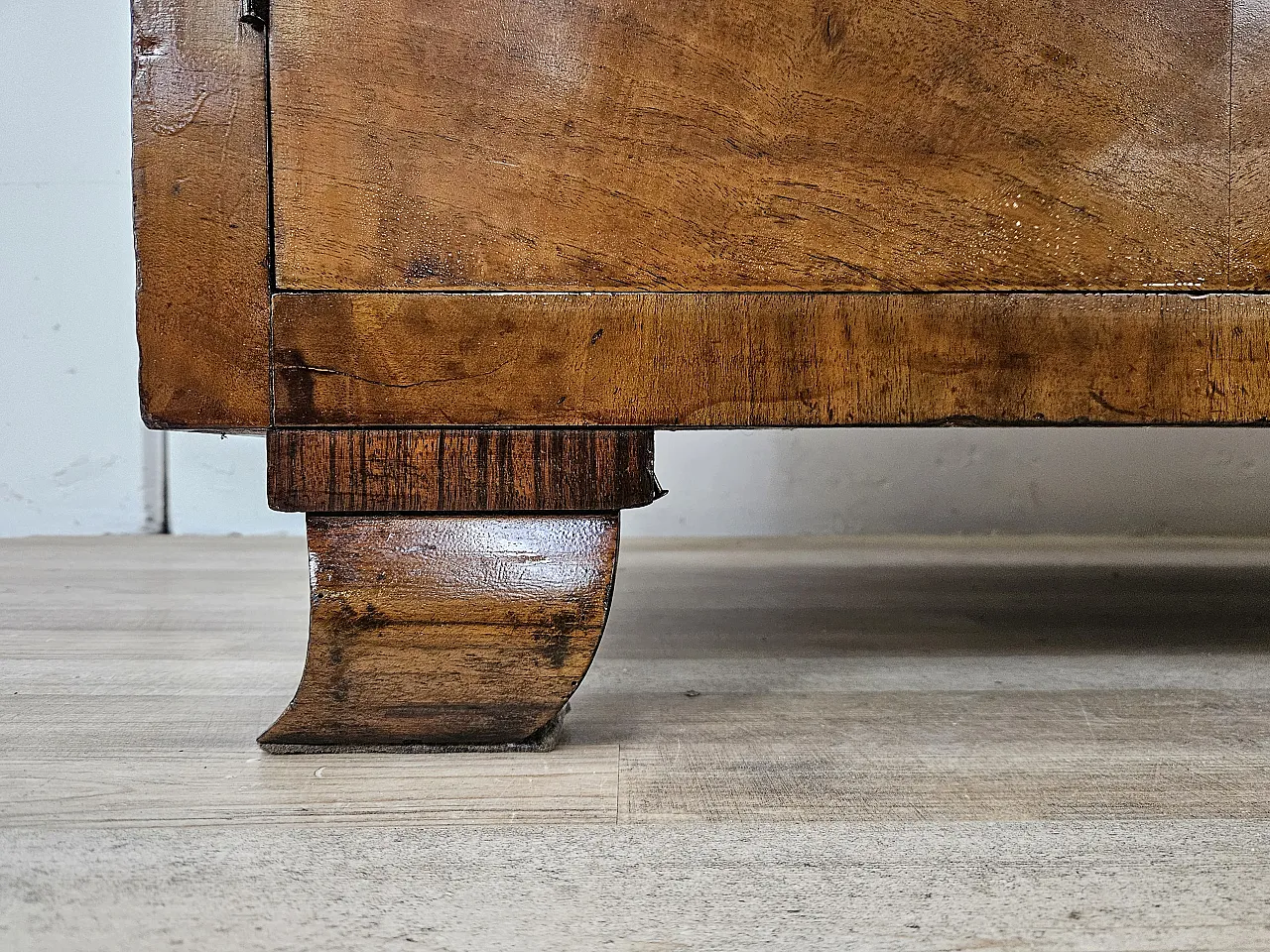 Art Deco sideboard in walnut, 1940s 20
