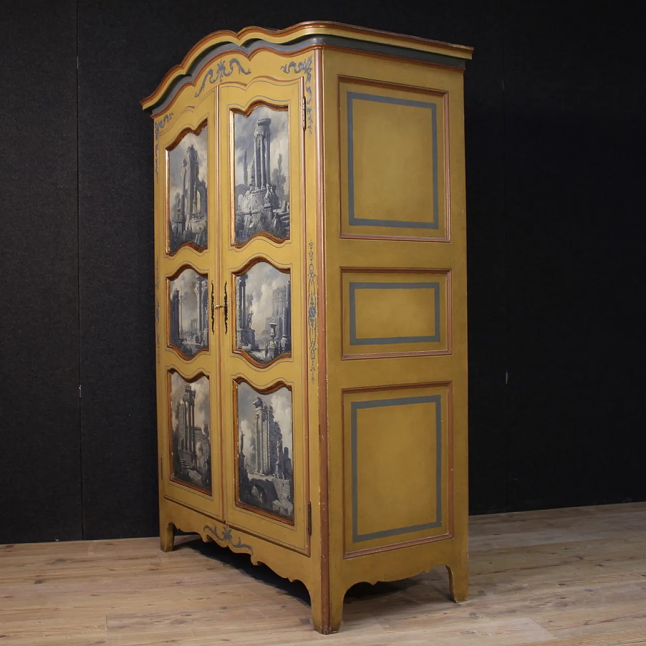 Piedmontese lacquered, gilded and painted wardrobe, 20th century 7