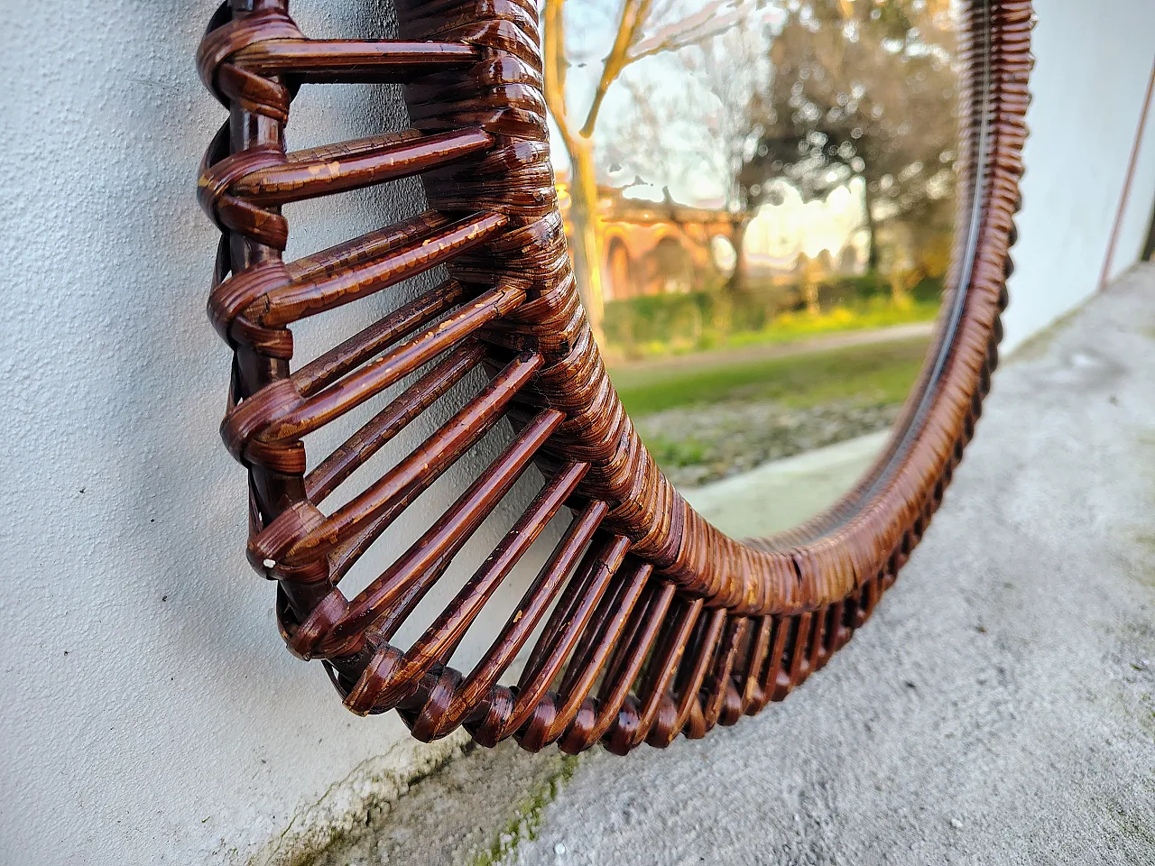 Specchio con cornice intrecciata atribuibile a Franco Albini, anni '60 3