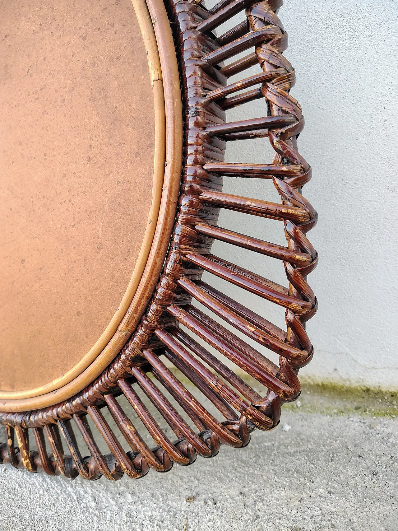 Specchio con cornice intrecciata atribuibile a Franco Albini, anni '60 12