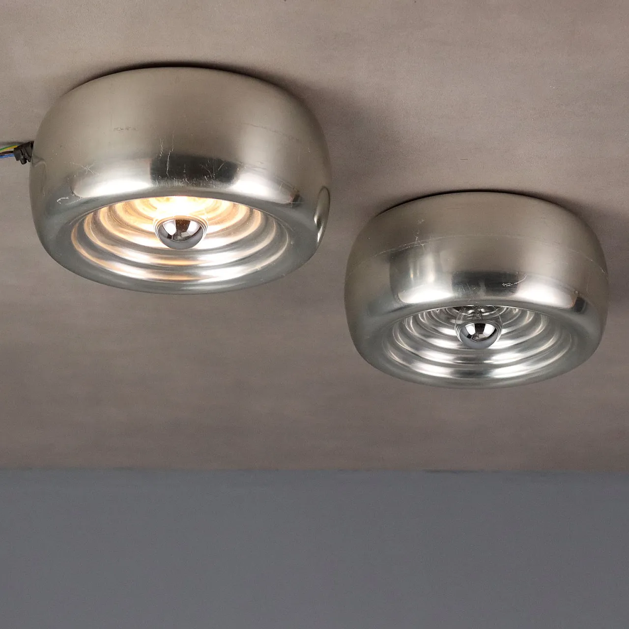 Pair of wall/ceiling lamps in chrome-plated aluminium, 20th century 1