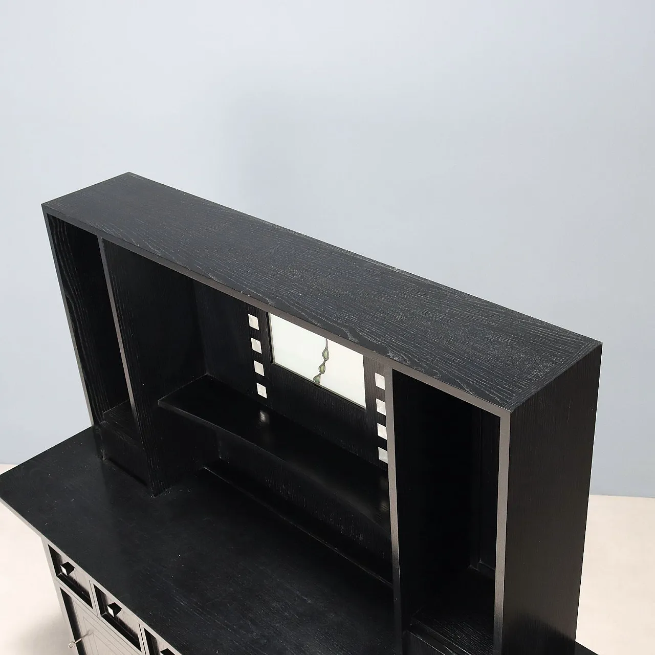 Credenza doppio corpo in frassino, vetro e madreperla, '900 9