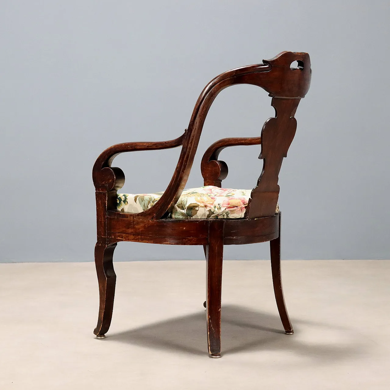 Poltrona Luigi Filippo in noce con cuscino sfoderabile, '800 9